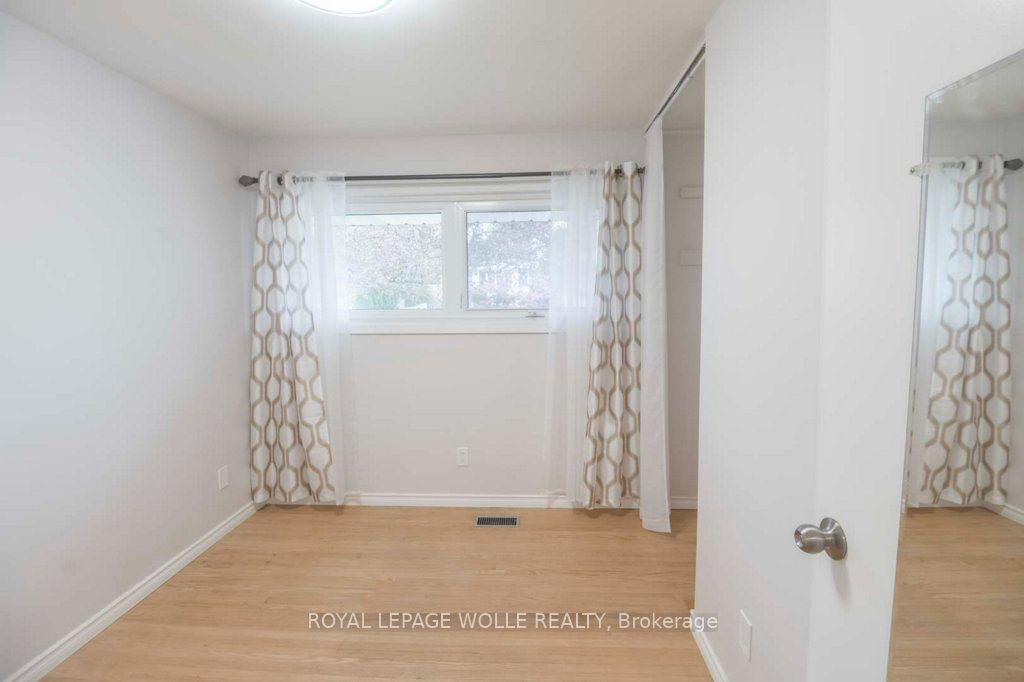 11 Duncairn Avenue Property Photo 19