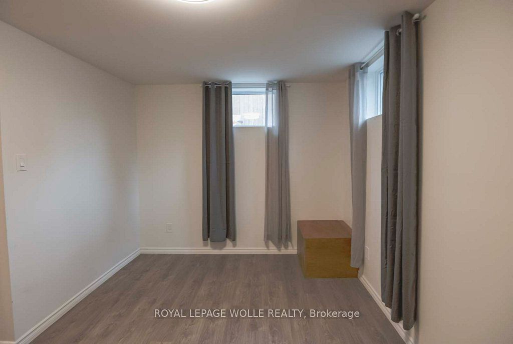 11 Duncairn Avenue Property Photo 32