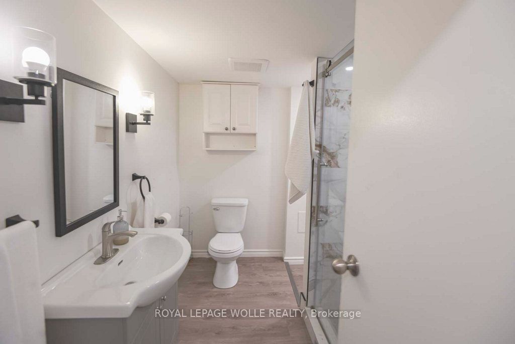 11 Duncairn Avenue Property Photo 33