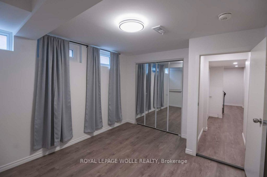 11 Duncairn Avenue Property Photo 37