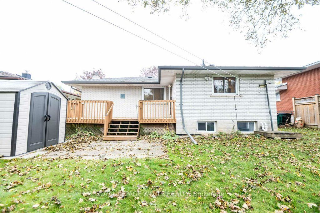 11 Duncairn Avenue Property Photo 40
