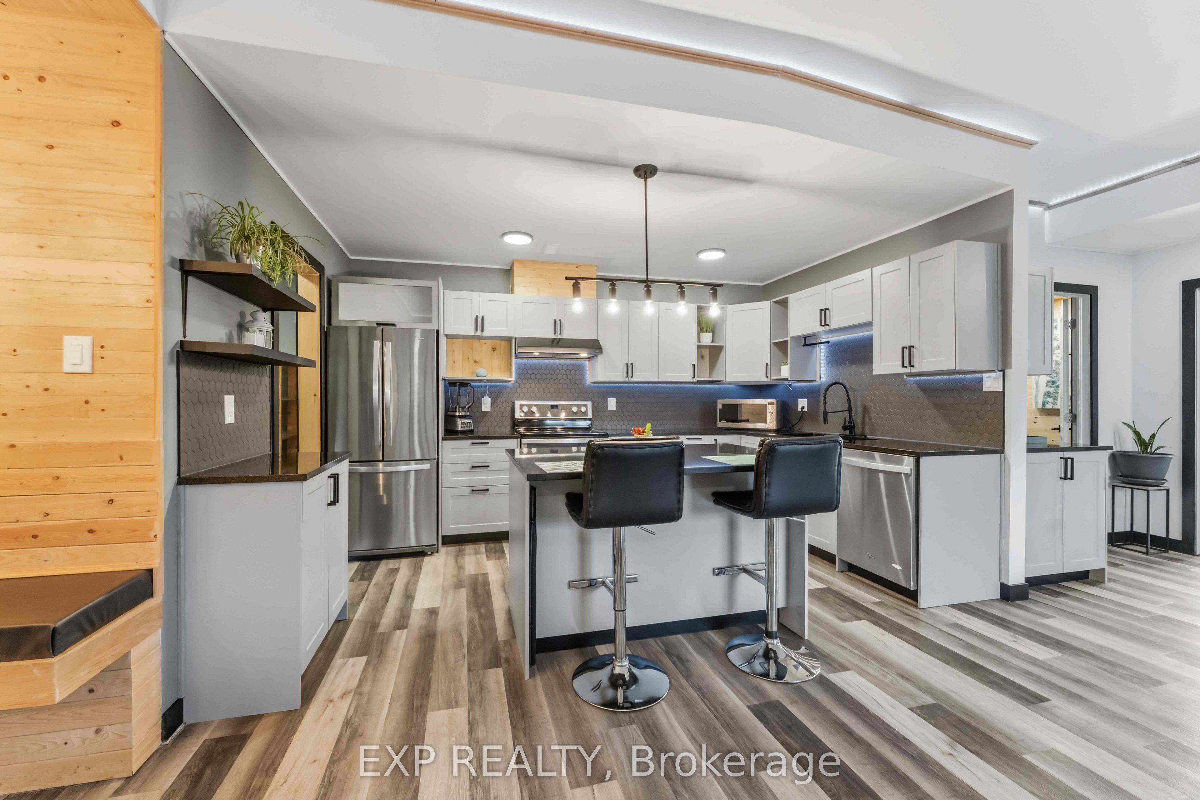 104 Artesa Private J Property Photo 8