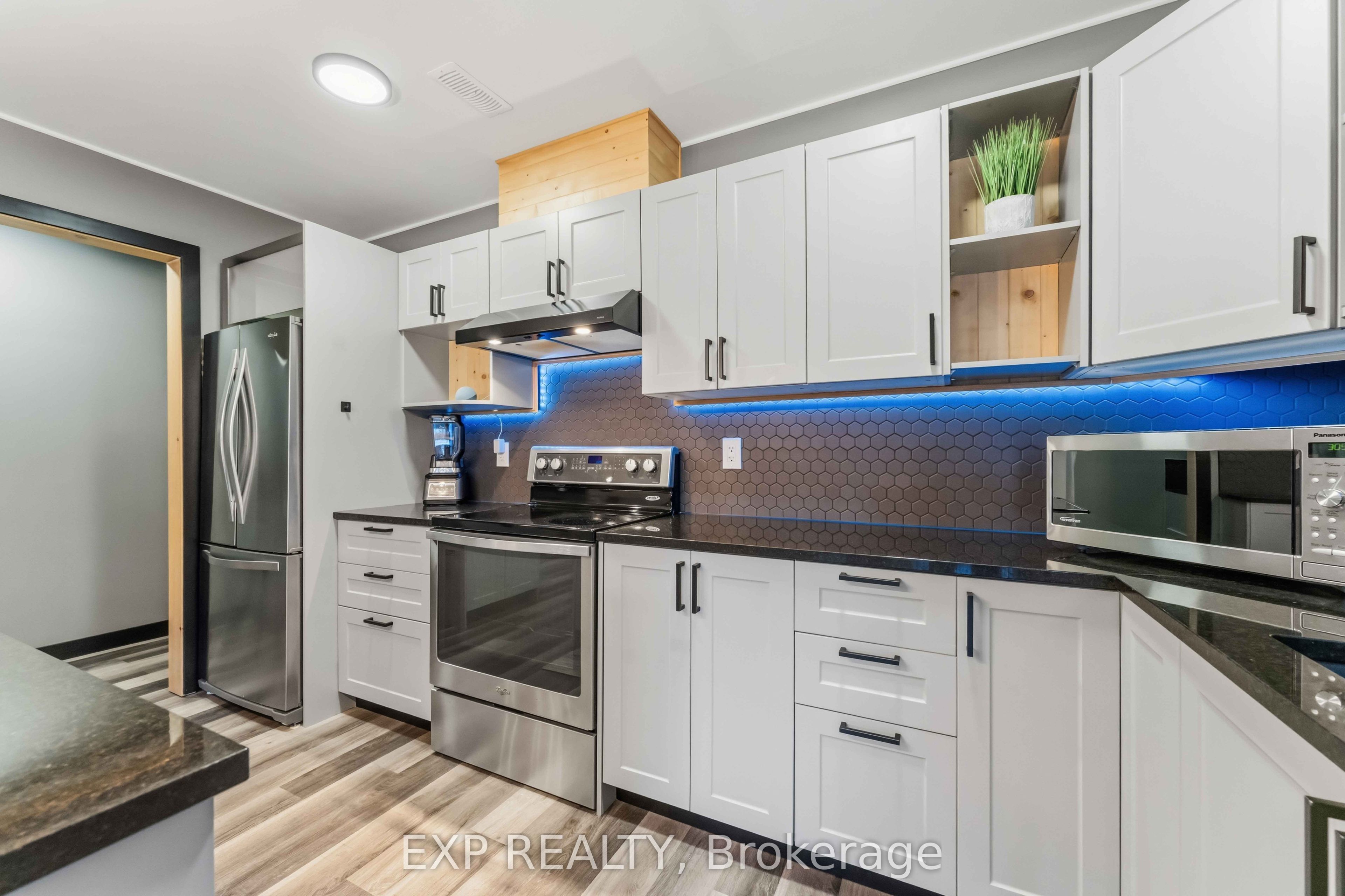 104 Artesa Private J Property Photo 14