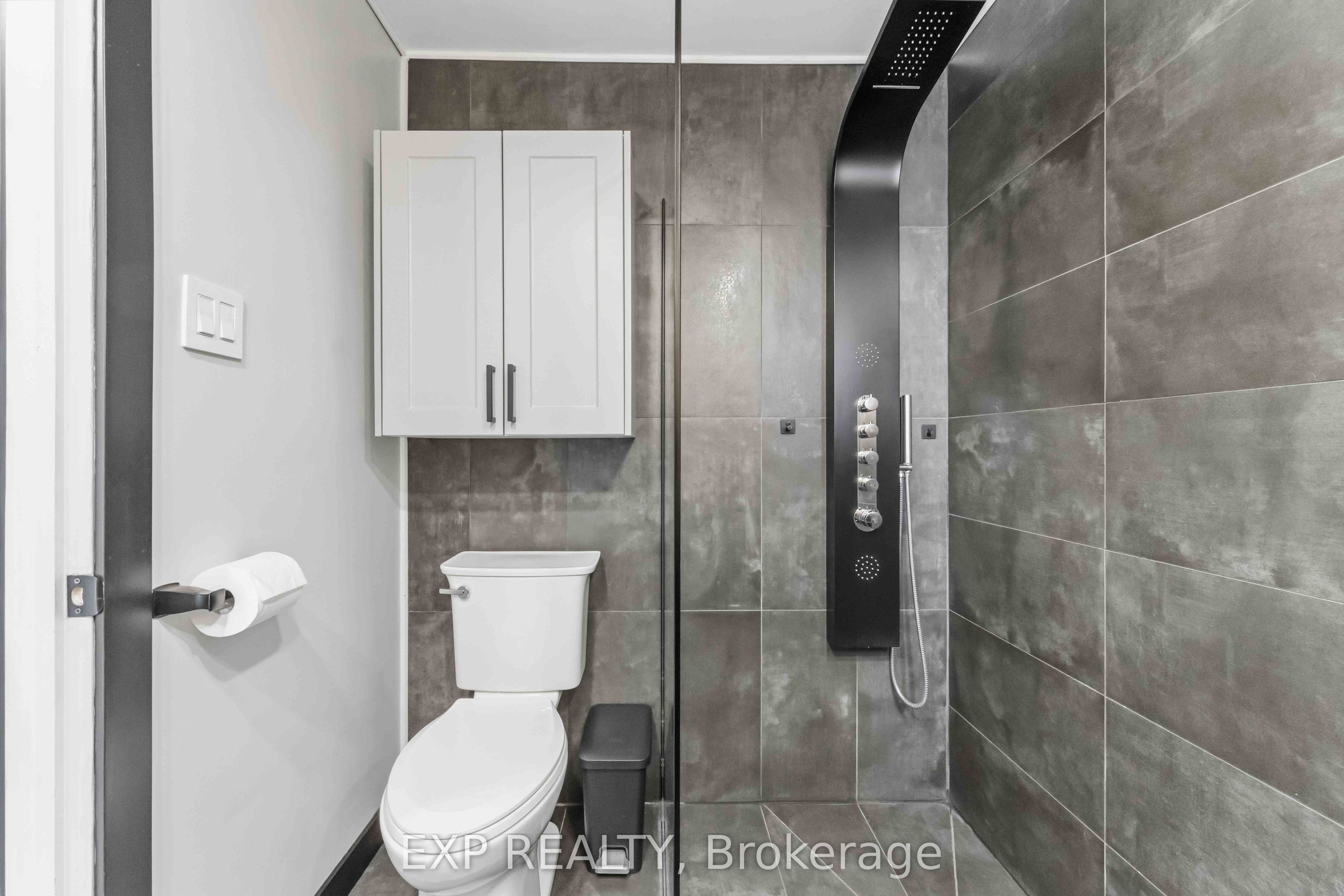 104 Artesa Private J Property Photo 38