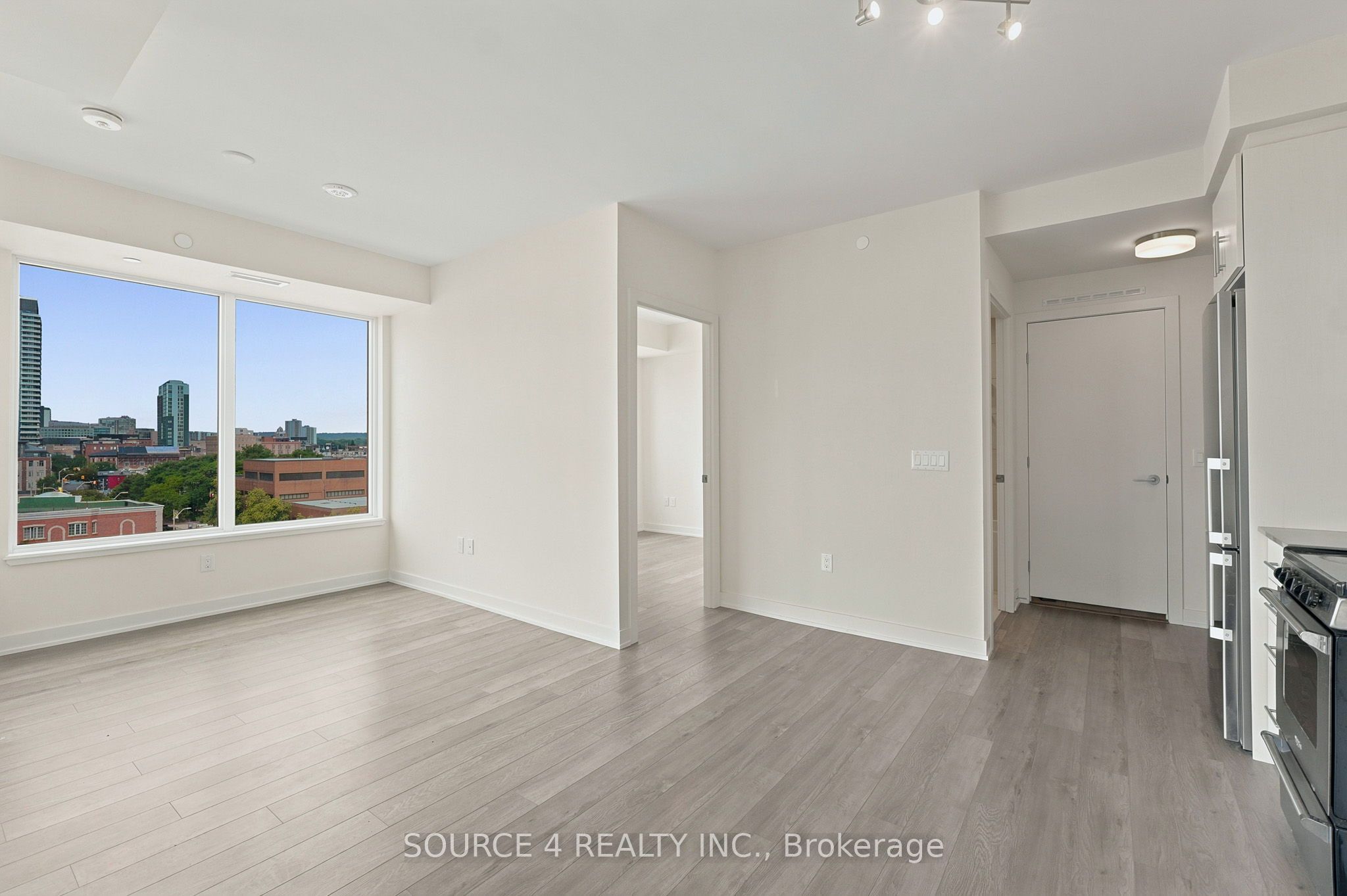 212 King William Street 815 Property Photo 8