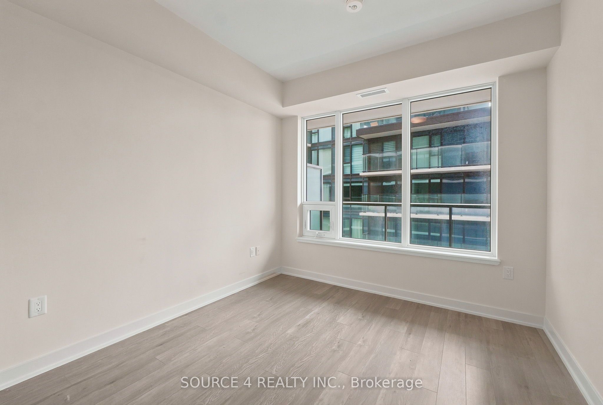 212 King William Street 815 Property Photo 14