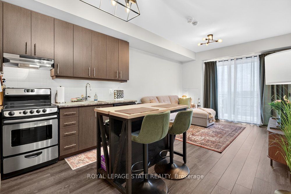 10 Esplanade Lane 511 Property Photo 10
