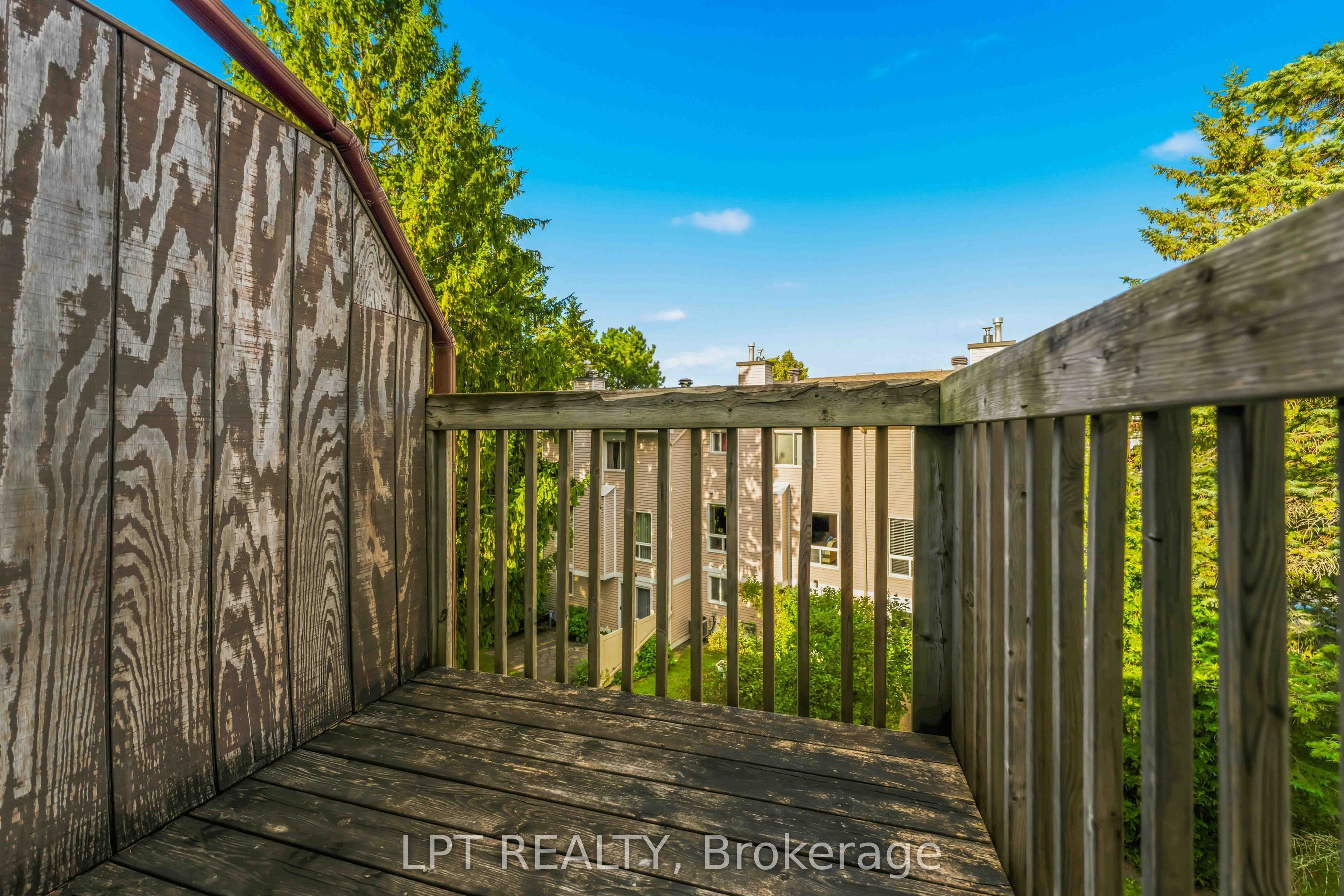 6722 Jeanne D'arc Boulevard N B Property Photo 15