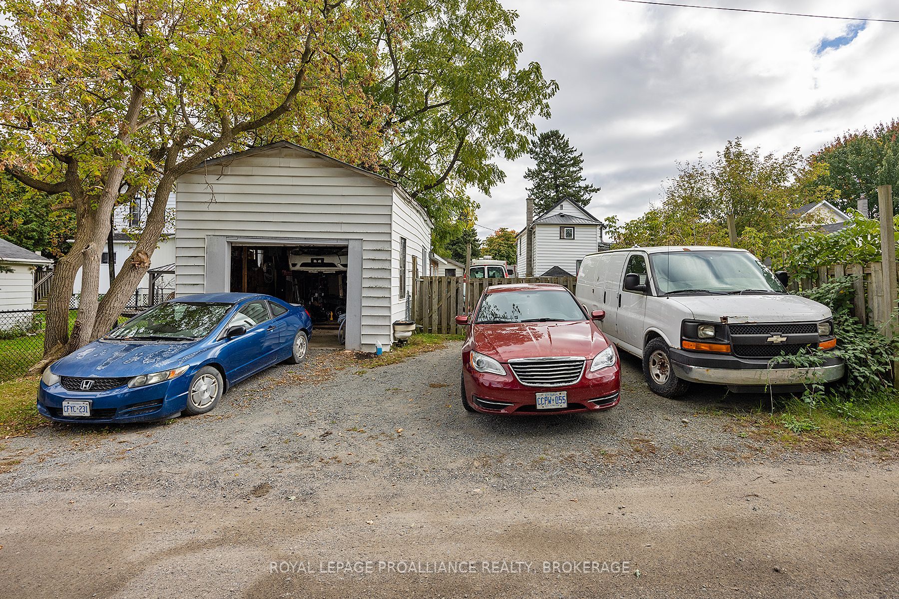 308 Brock Street Property Photo 6
