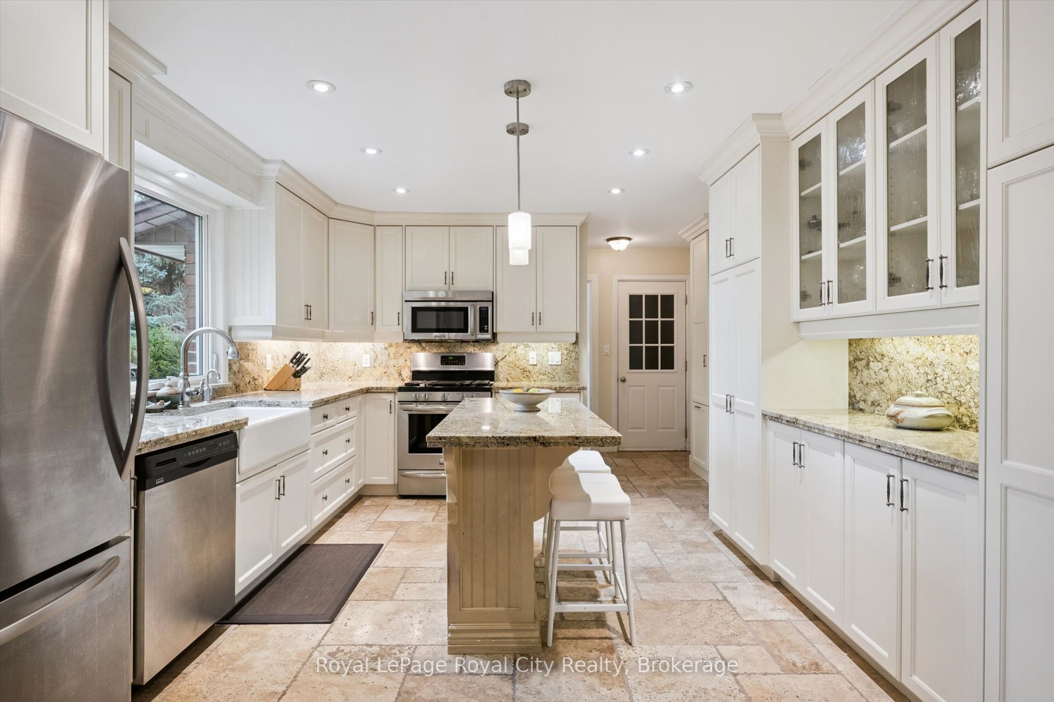 46 Rickson Avenue Property Photo 7