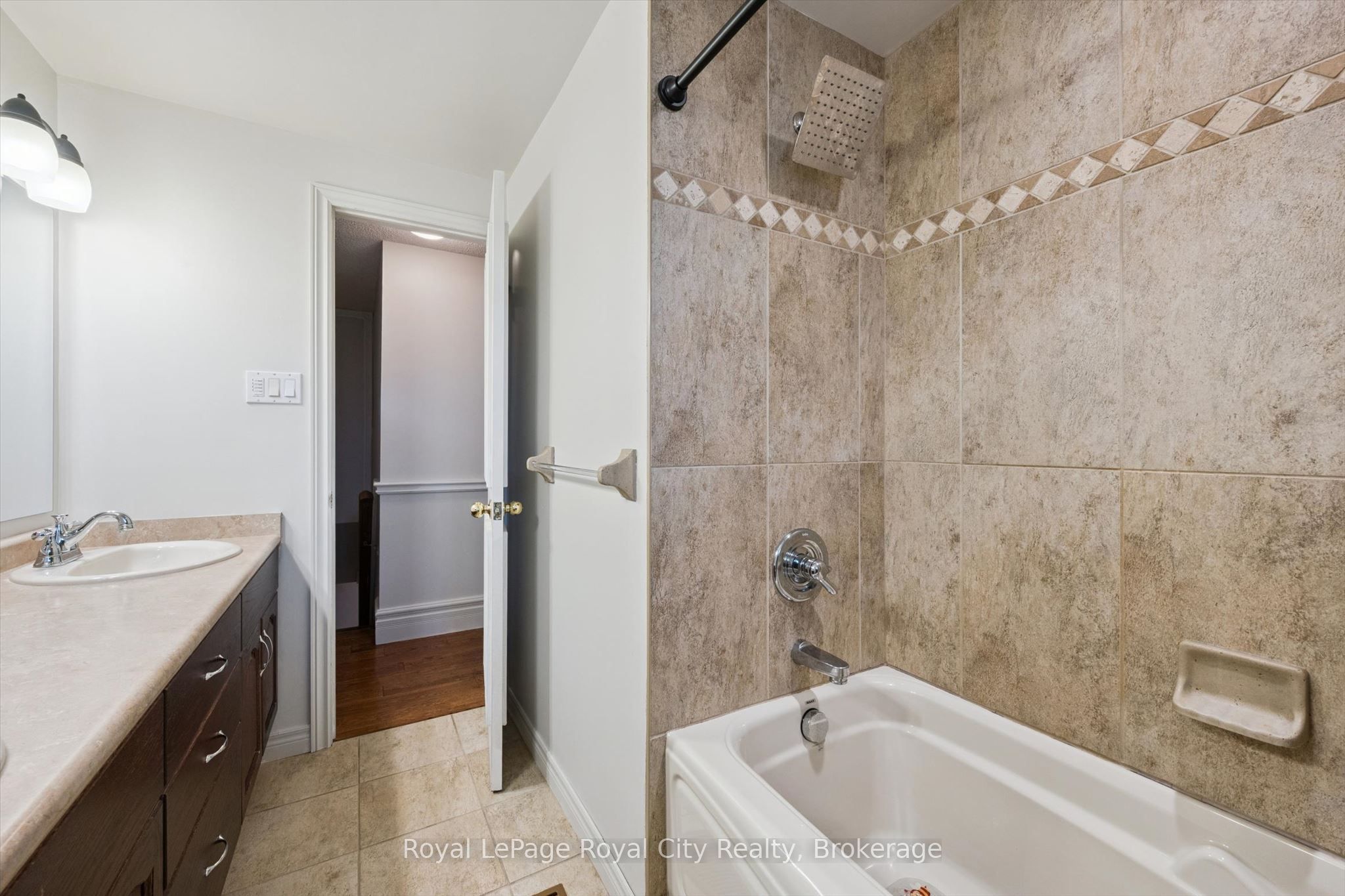 46 Rickson Avenue Property Photo 24
