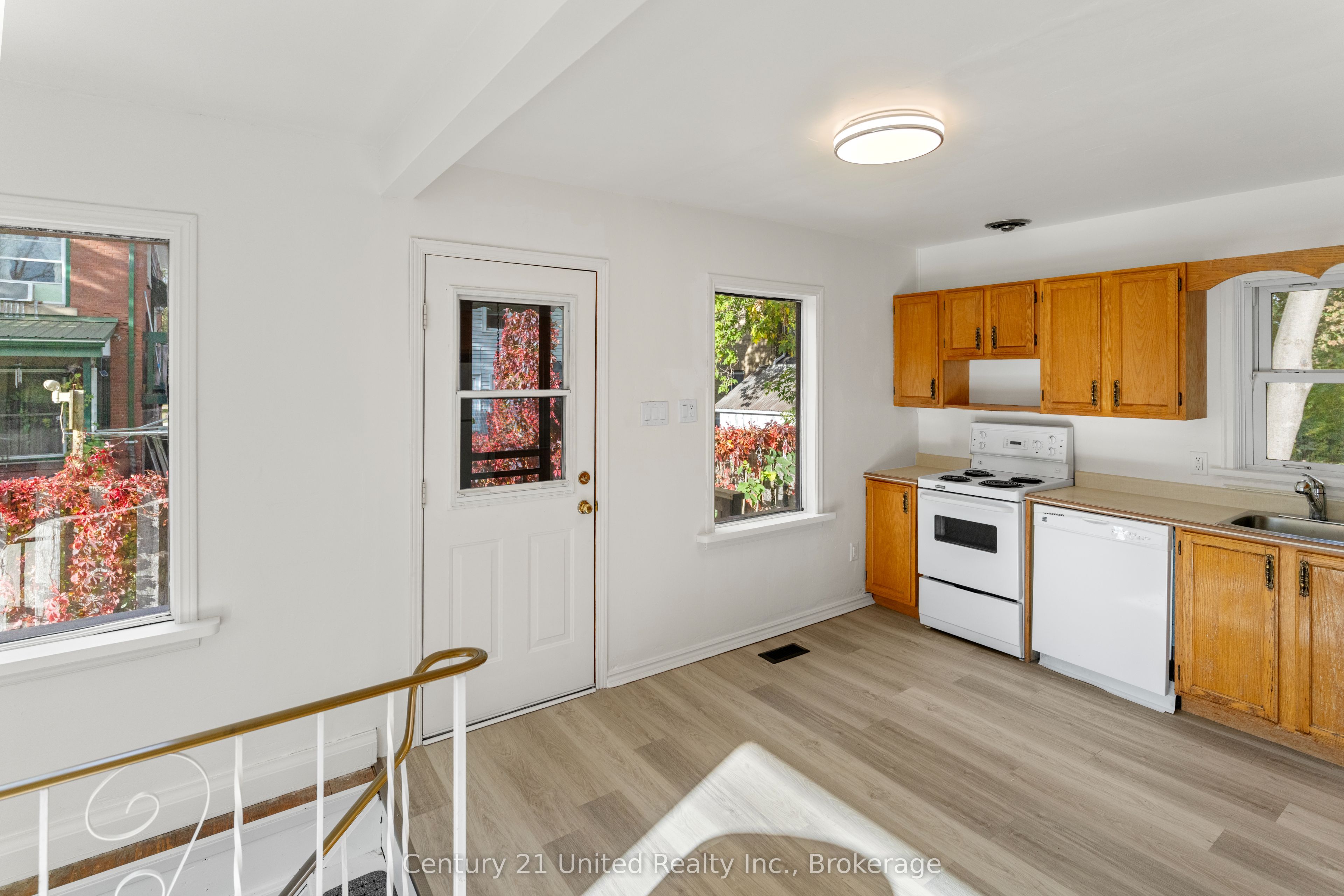 1026 Braund Place Property Photo 10