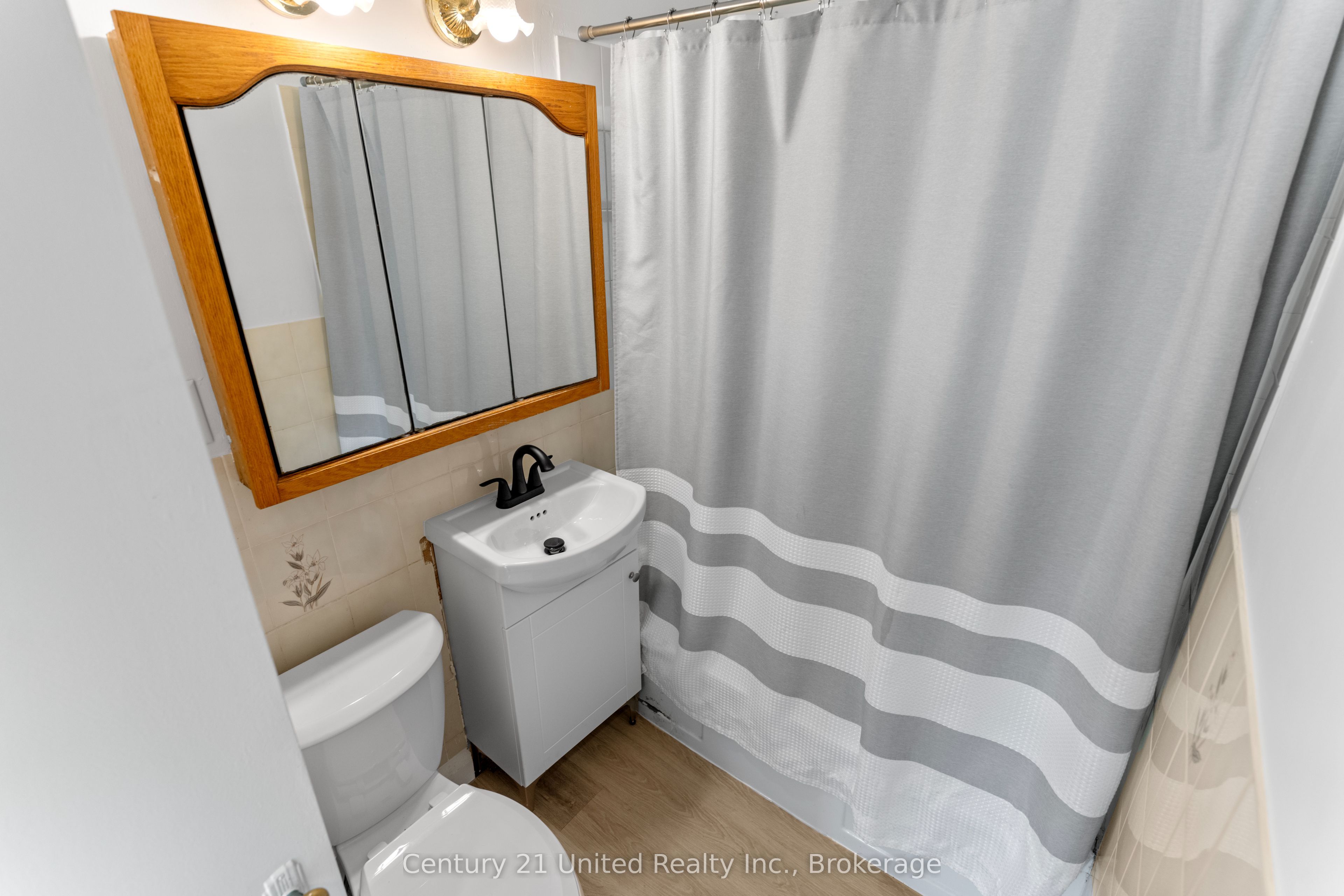 1026 Braund Place Property Photo 13