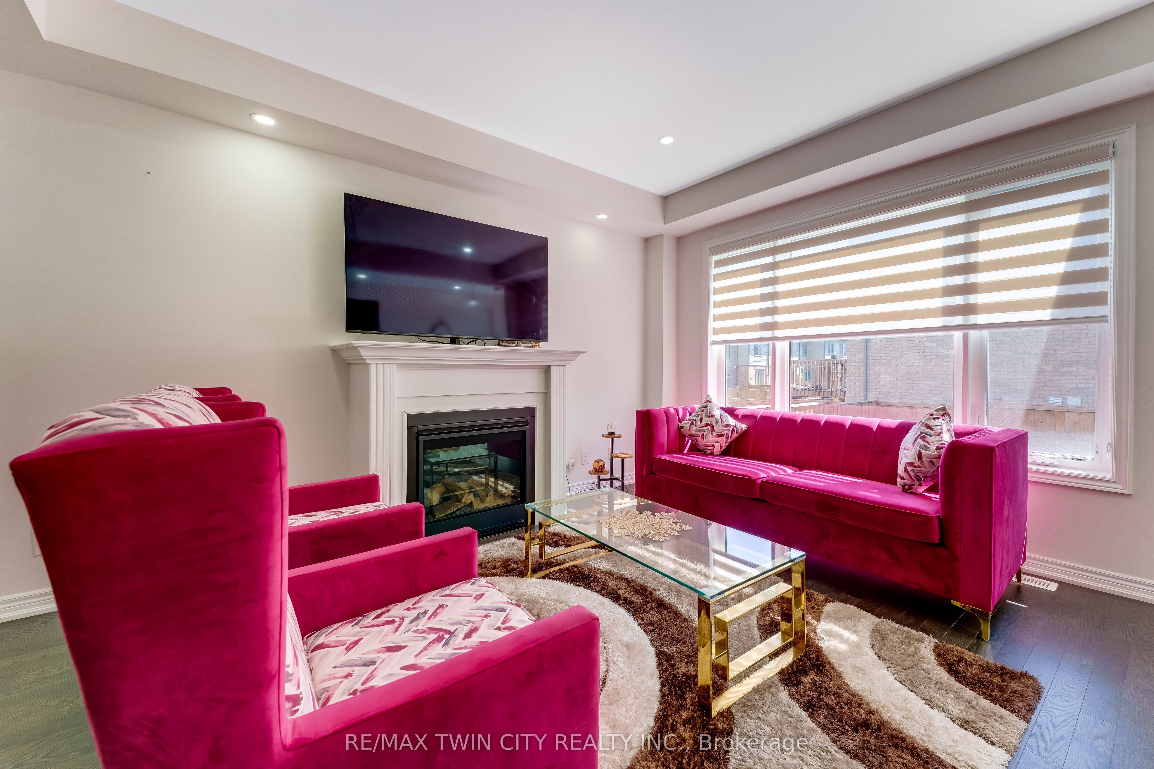 106 Haldimand Street Property Photo 10