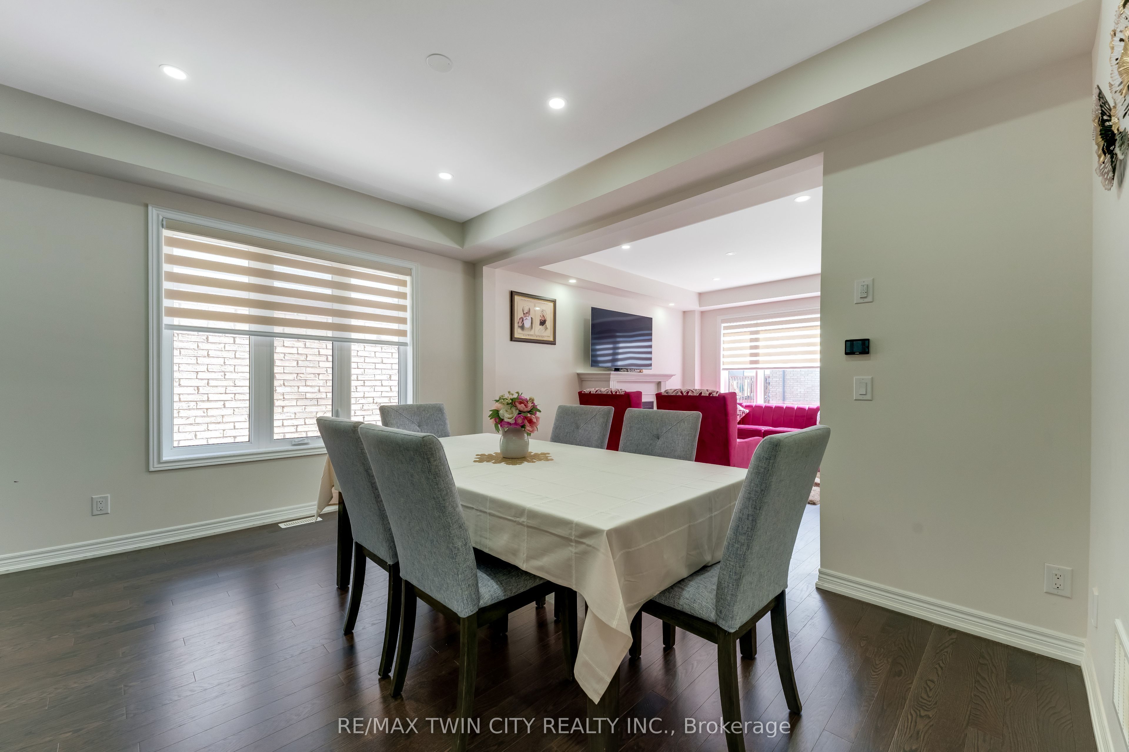 106 Haldimand Street Property Photo 12