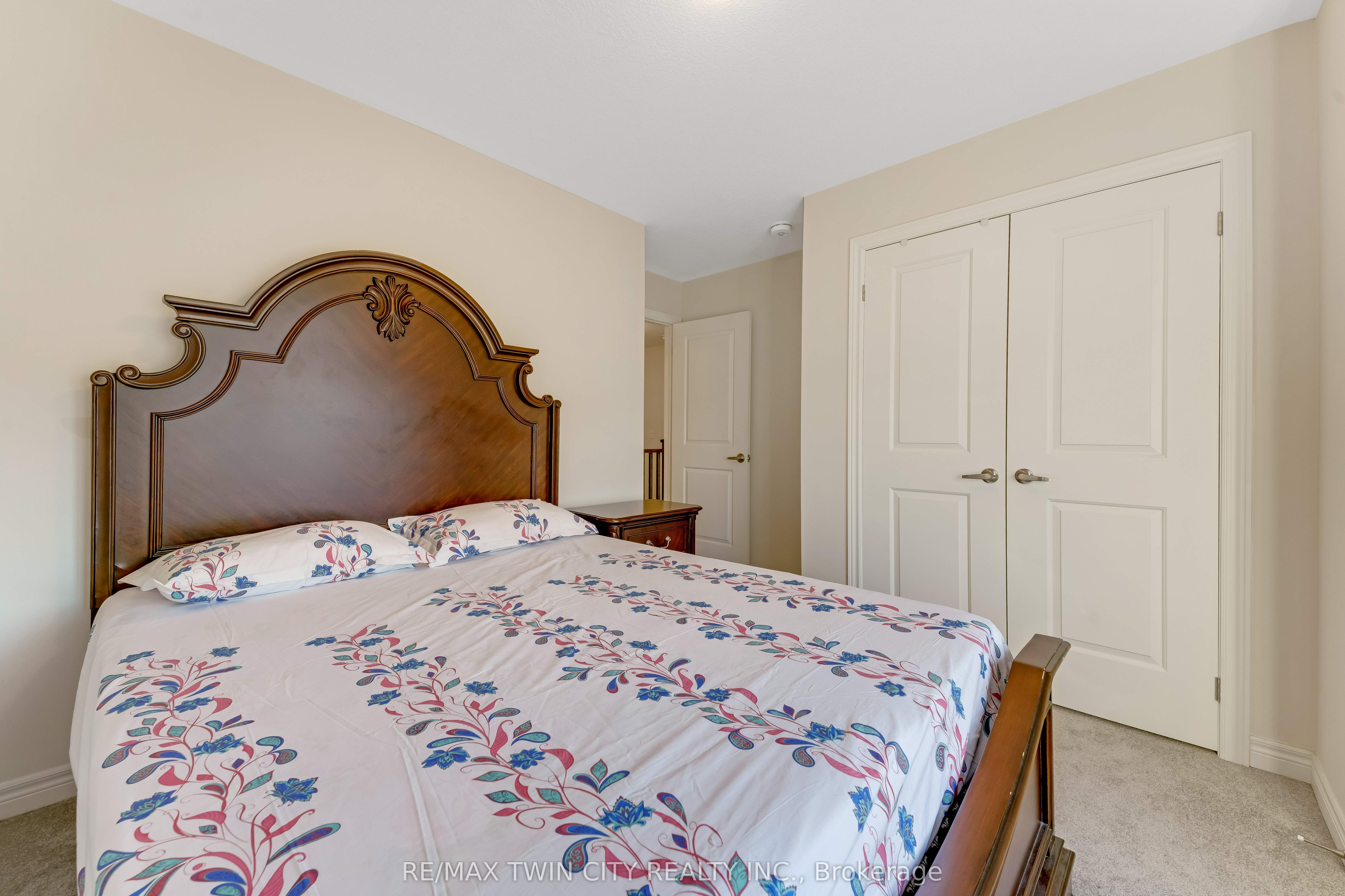 106 Haldimand Street Property Photo 20