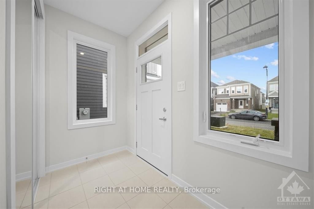 74 Hackamore Crescent Property Photo 3