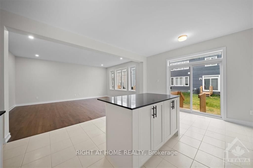 74 Hackamore Crescent Property Photo 7