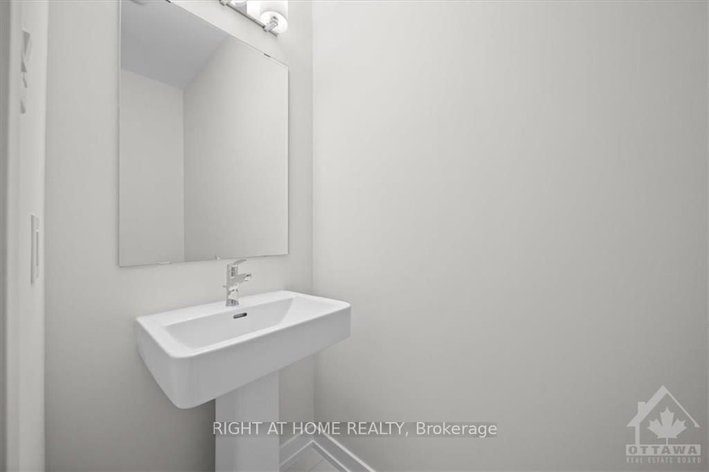 74 Hackamore Crescent Property Photo 11