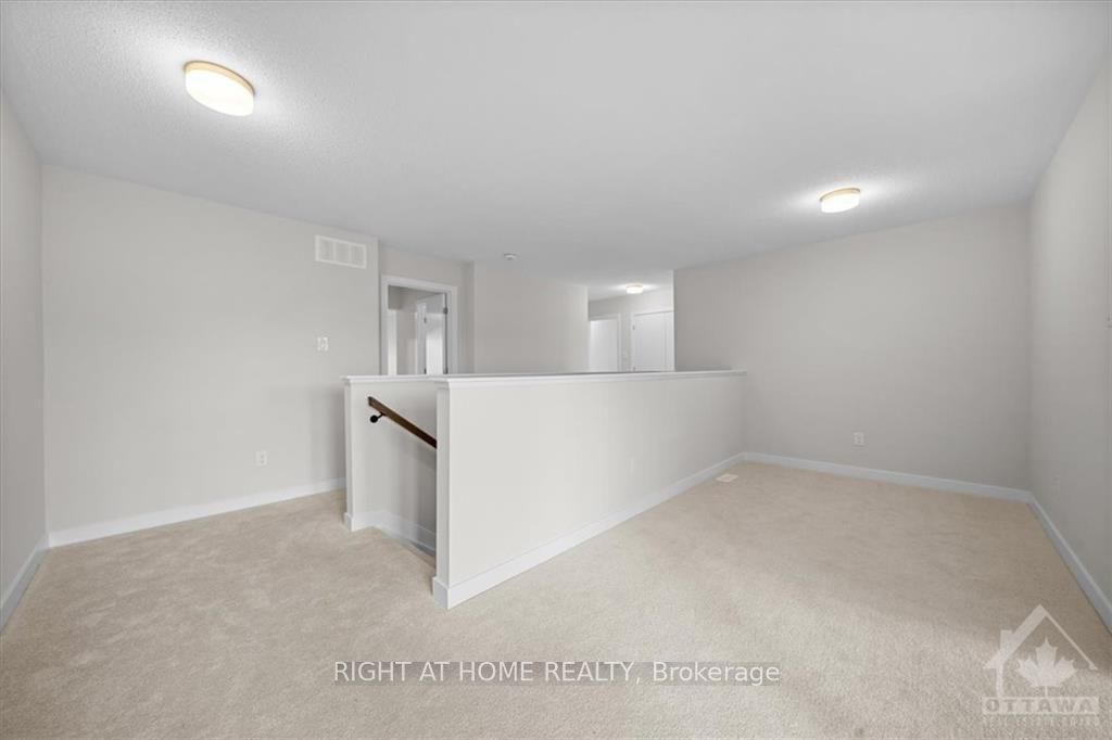 74 Hackamore Crescent Property Photo 13