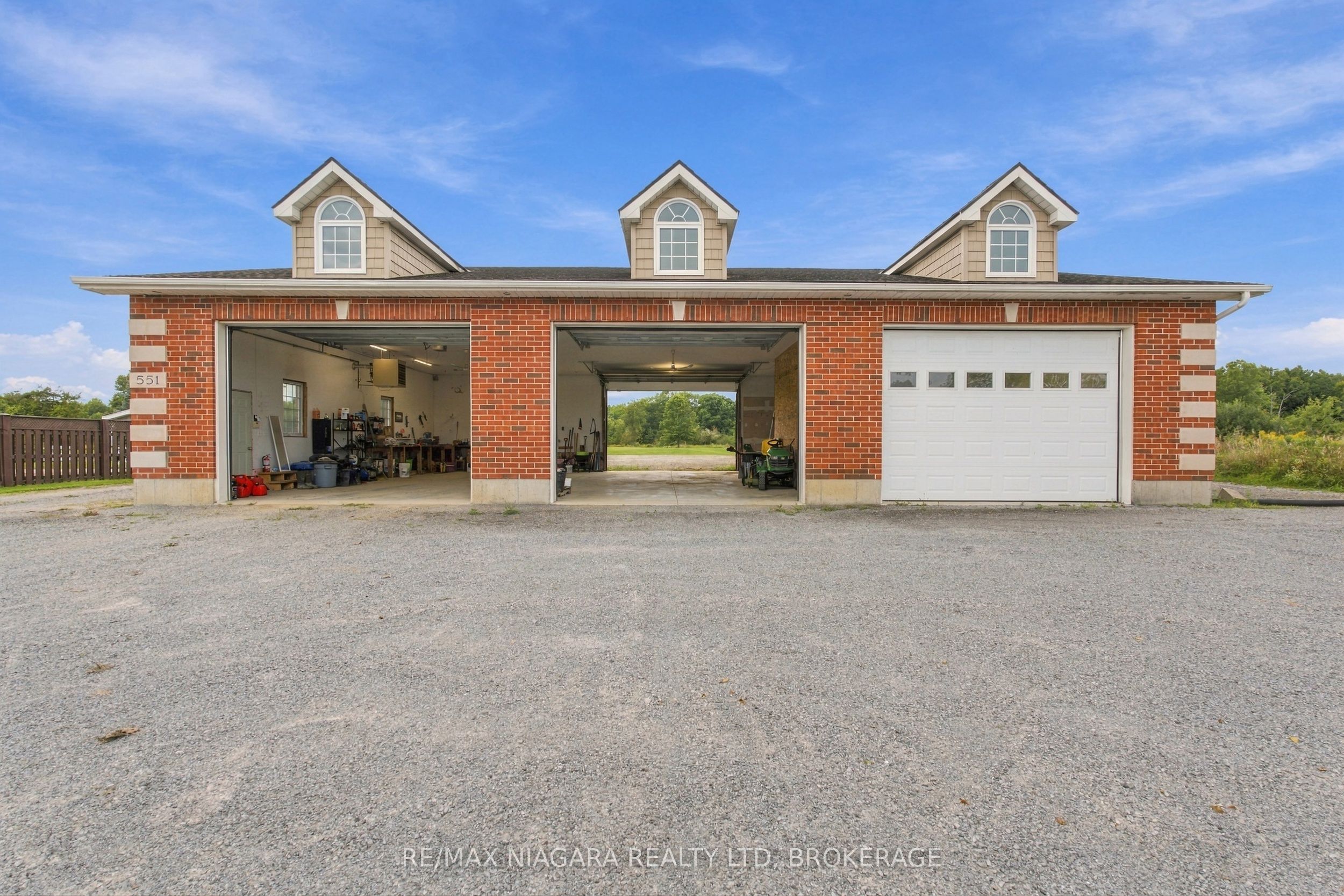 551 Darby Road Property Photo 10