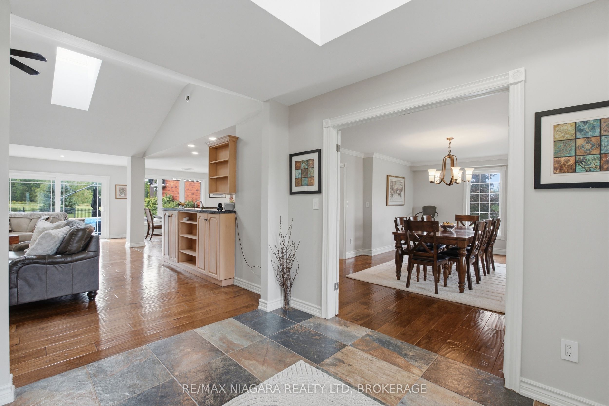 551 Darby Road Property Photo 17