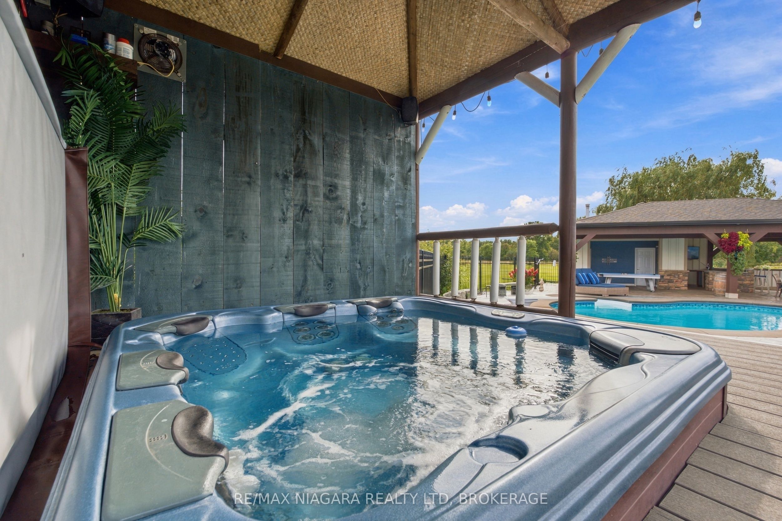 551 Darby Road Property Photo 44