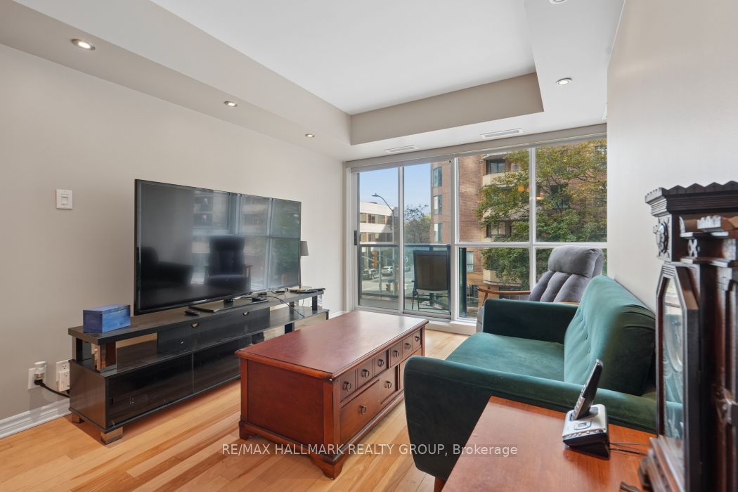 445 W Laurier Avenue W 302 Property Photo 15