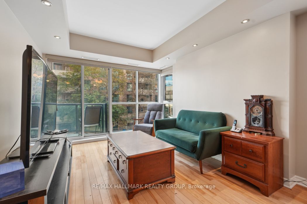 445 W Laurier Avenue W 302 Property Photo 16