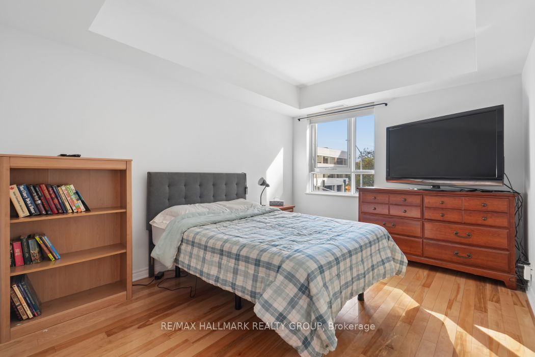 445 W Laurier Avenue W 302 Property Photo 23