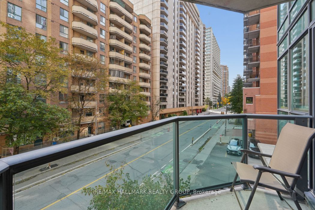 445 W Laurier Avenue W 302 Property Photo 27