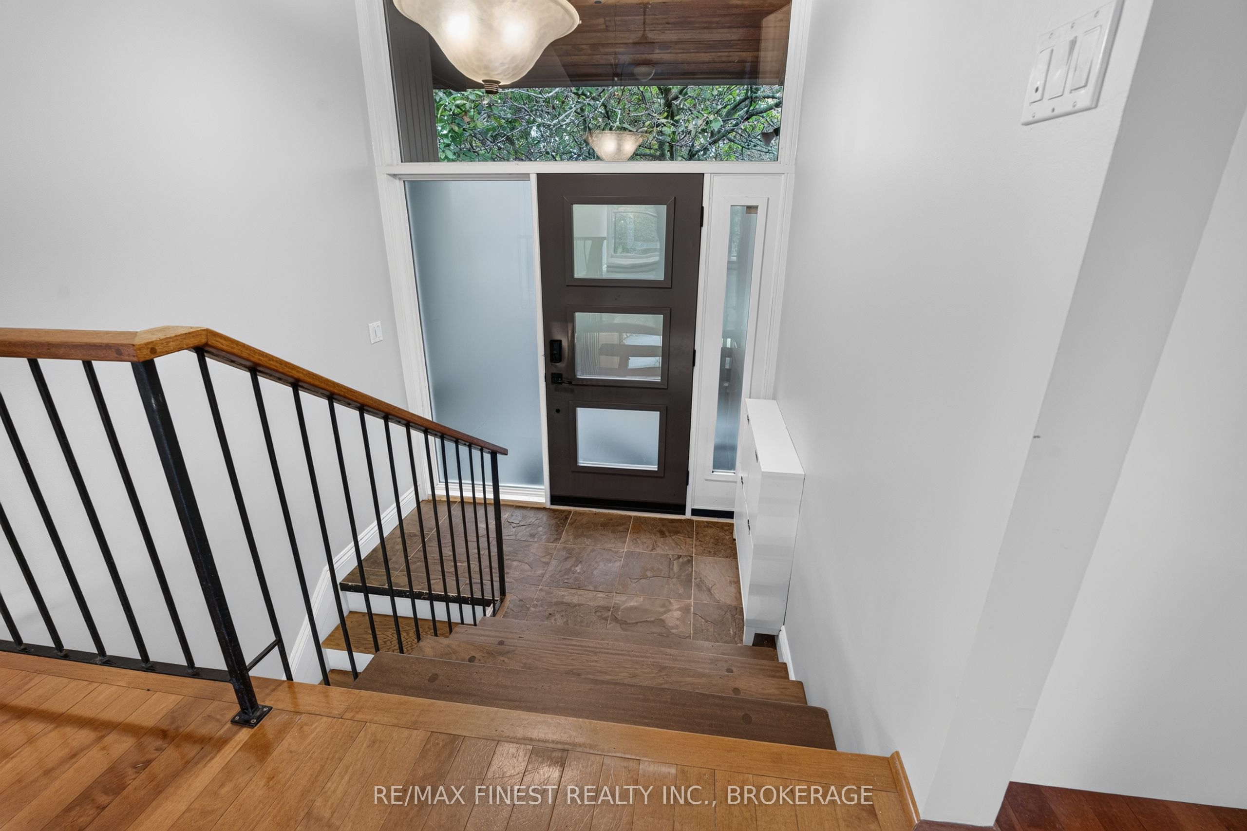 11 Edgewood Road Property Photo 2
