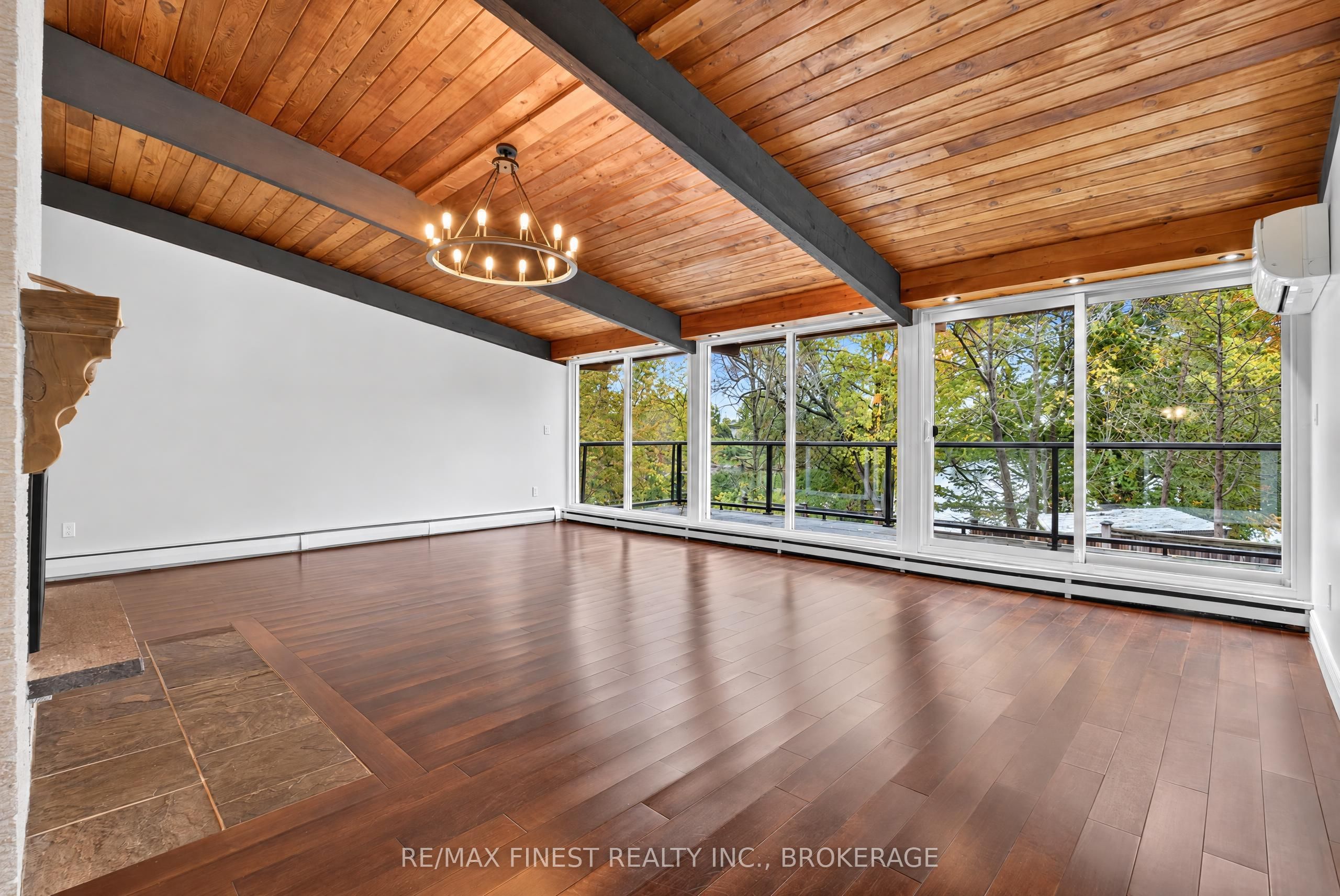 11 Edgewood Road Property Photo 3
