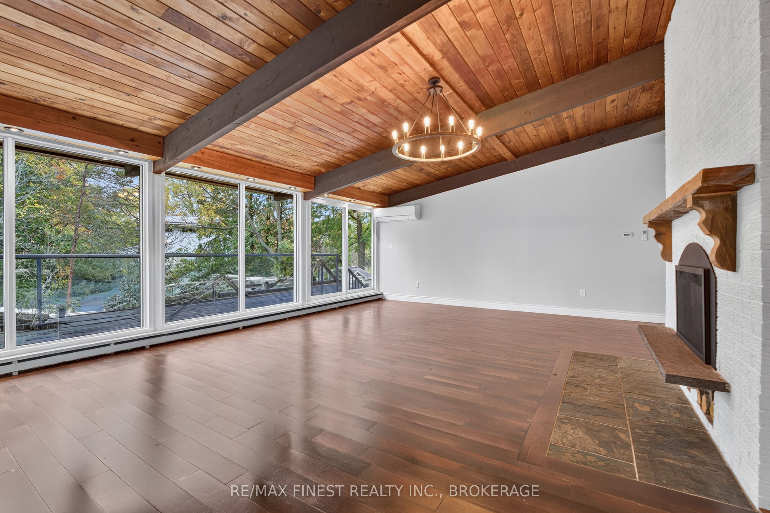 11 Edgewood Road Property Photo 6