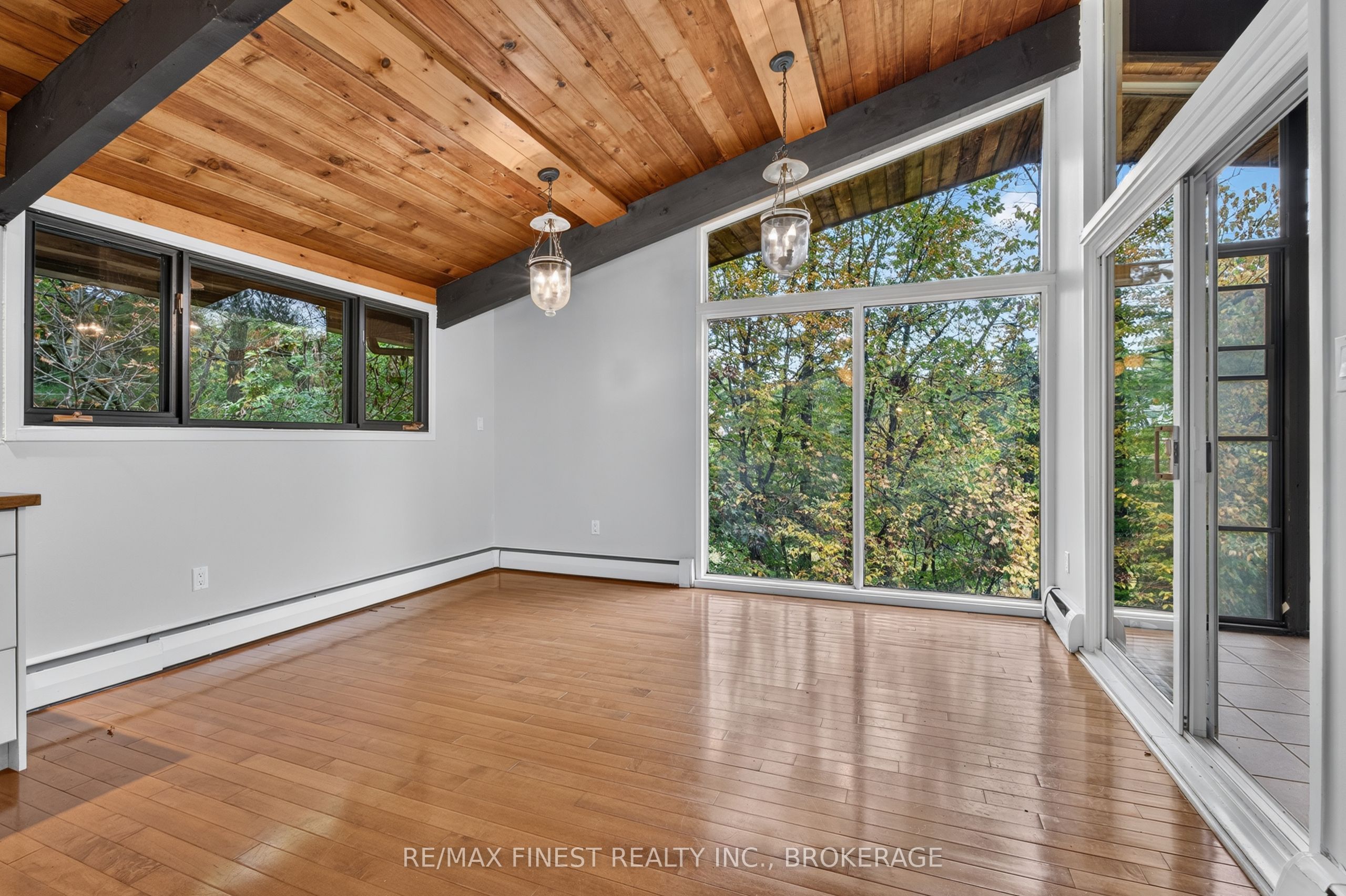 11 Edgewood Road Property Photo 7