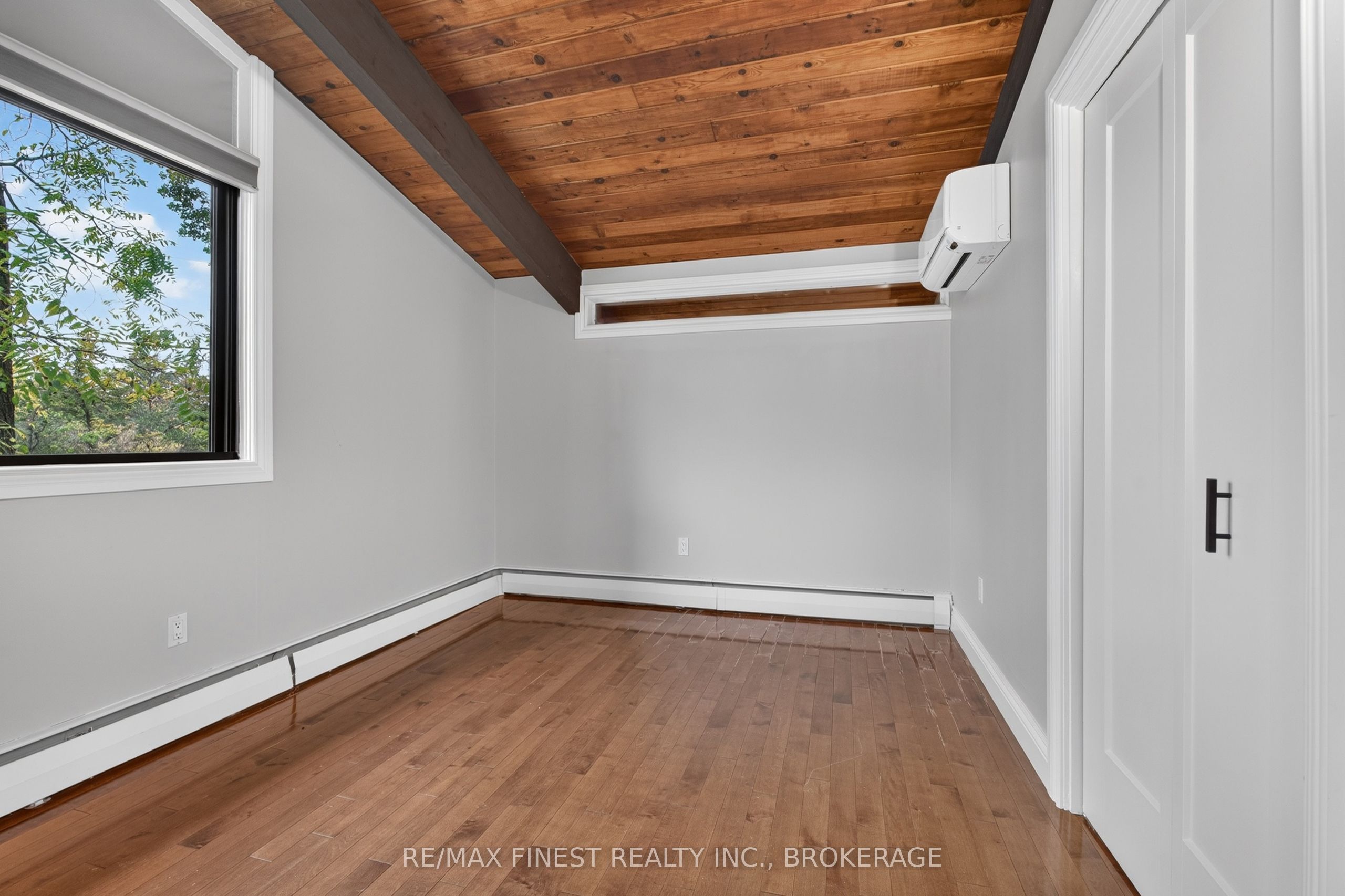 11 Edgewood Road Property Photo 19