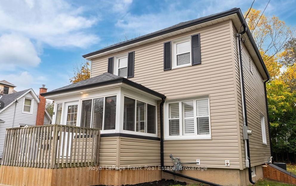 55 Ellen Street Property Photo 2