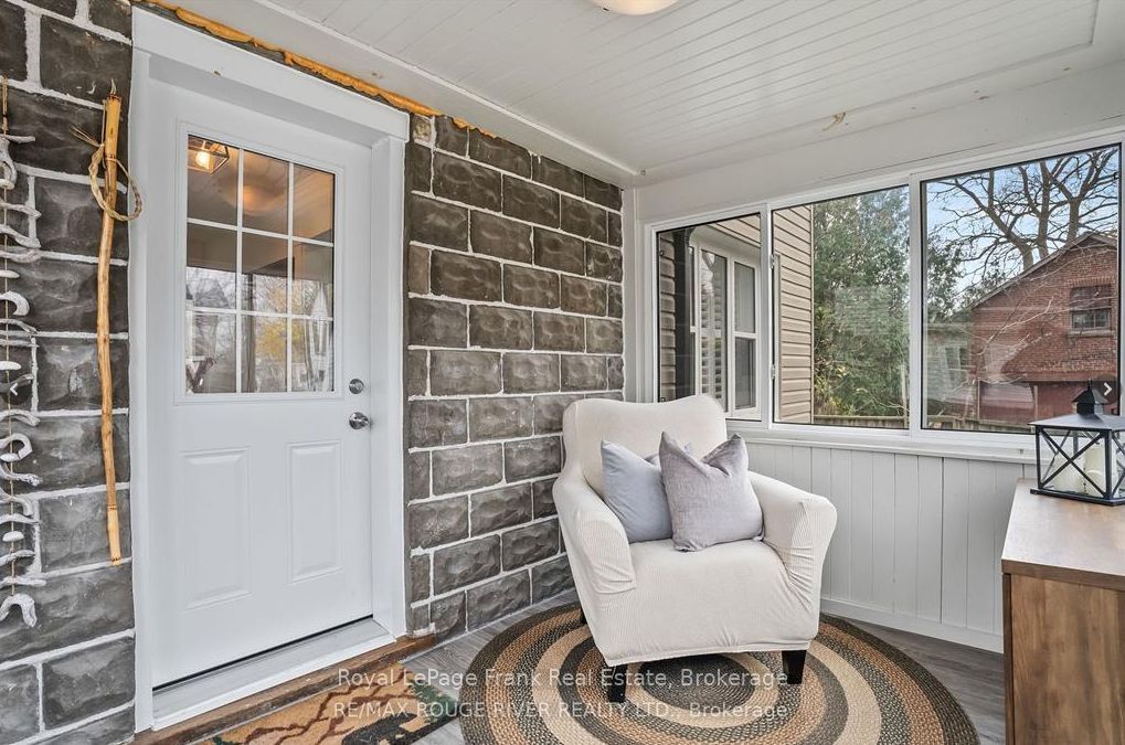 55 Ellen Street Property Photo 3