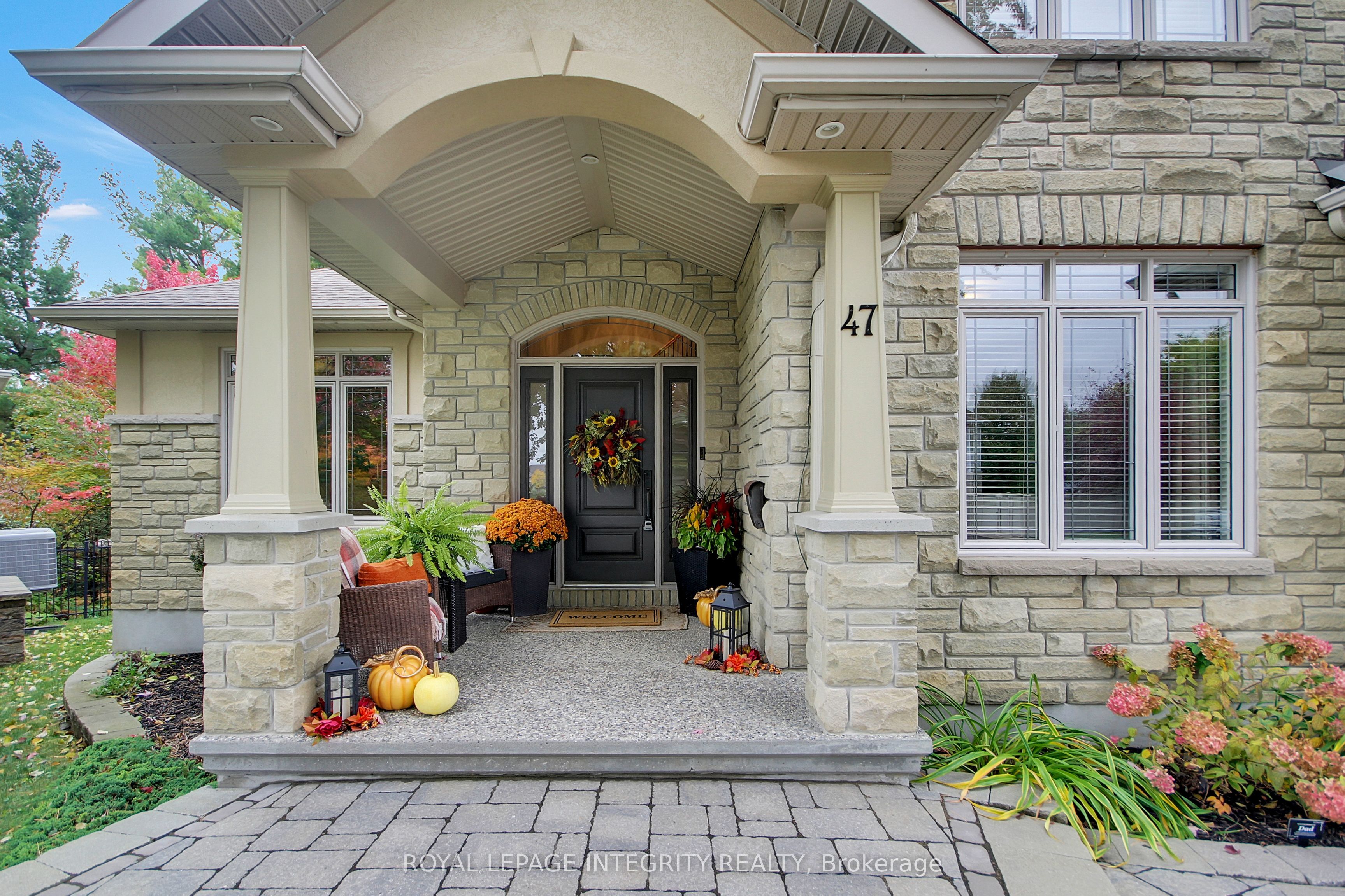 47 Shining Star Circle Property Photo 3