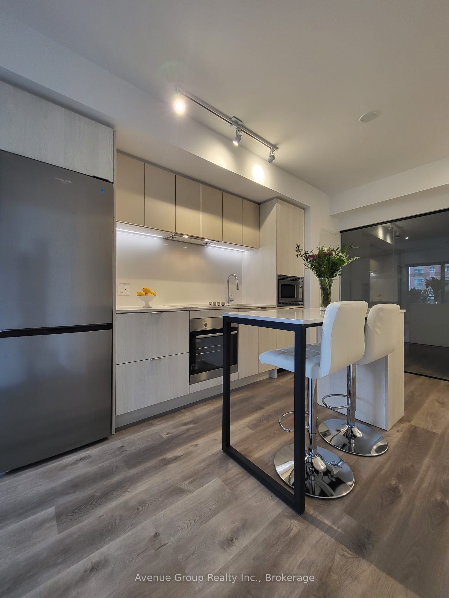 1 Jarvis Street 405 Property Photo 2