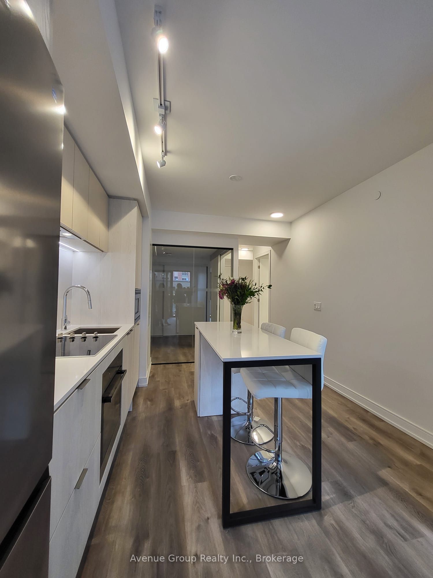 1 Jarvis Street 405 Property Photo 4