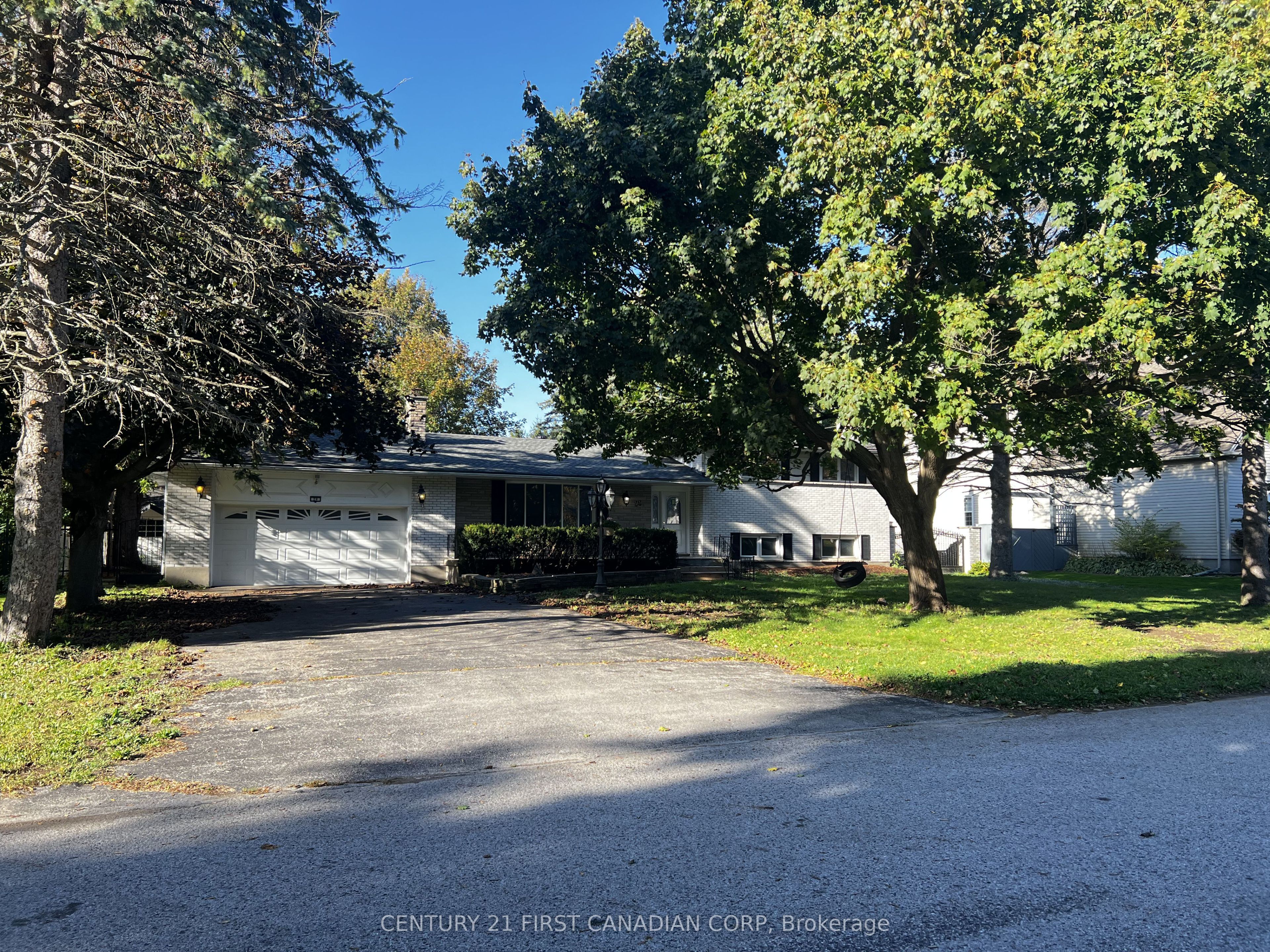 28 Redford Road Property Photo 4