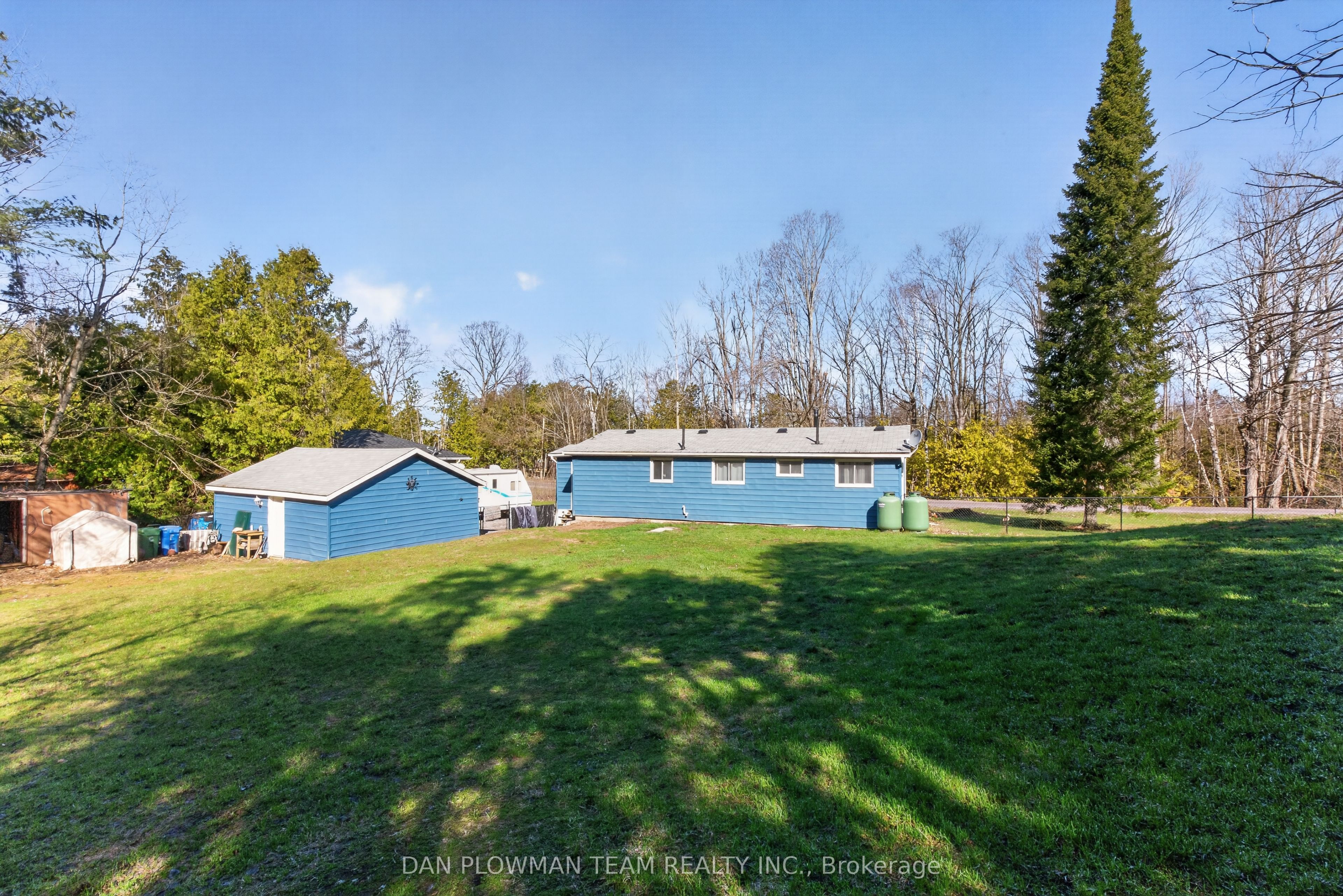 1545 Westview Crescent Property Photo 27