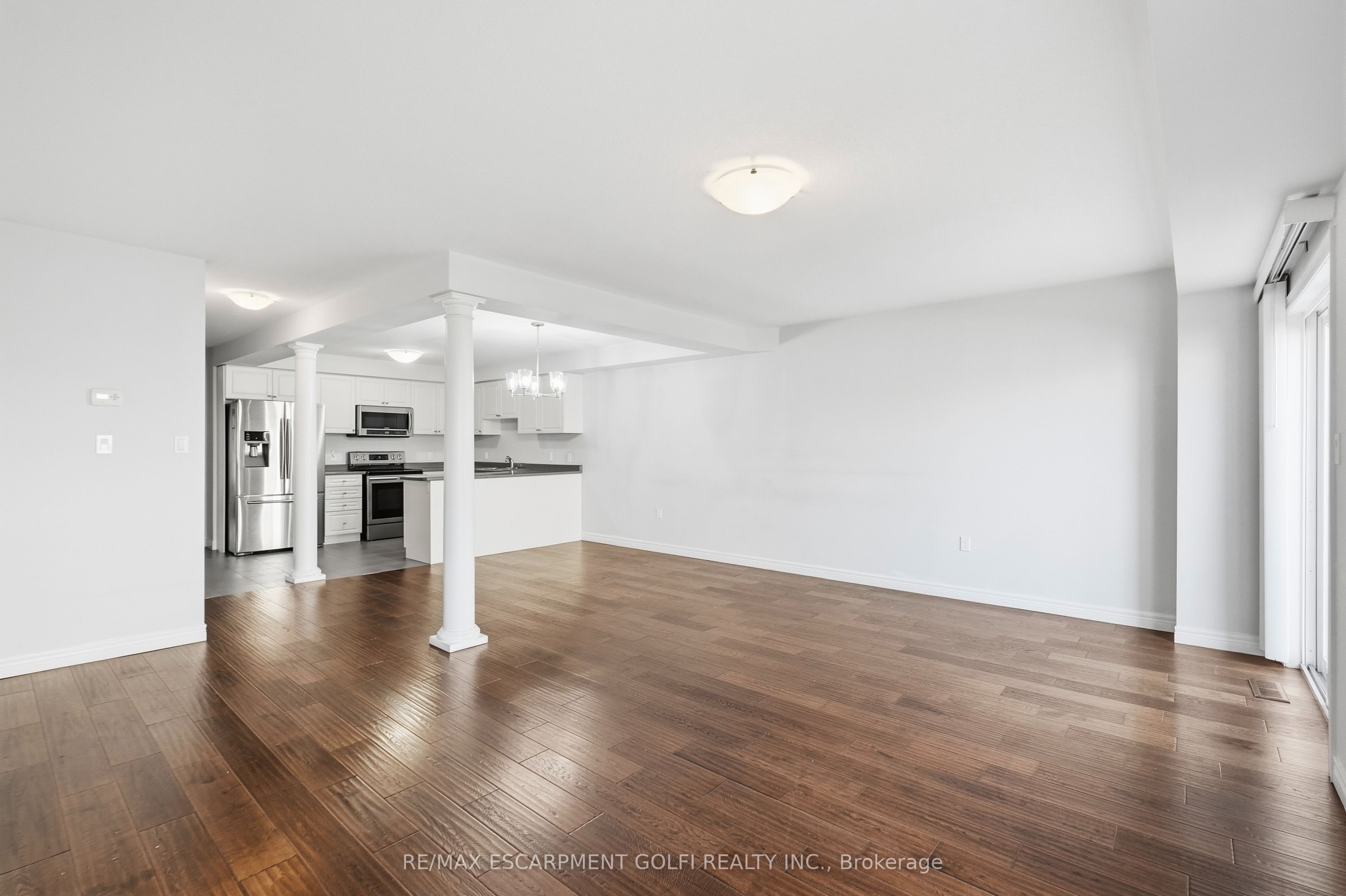 82 Charleswood Crescent Property Photo 14