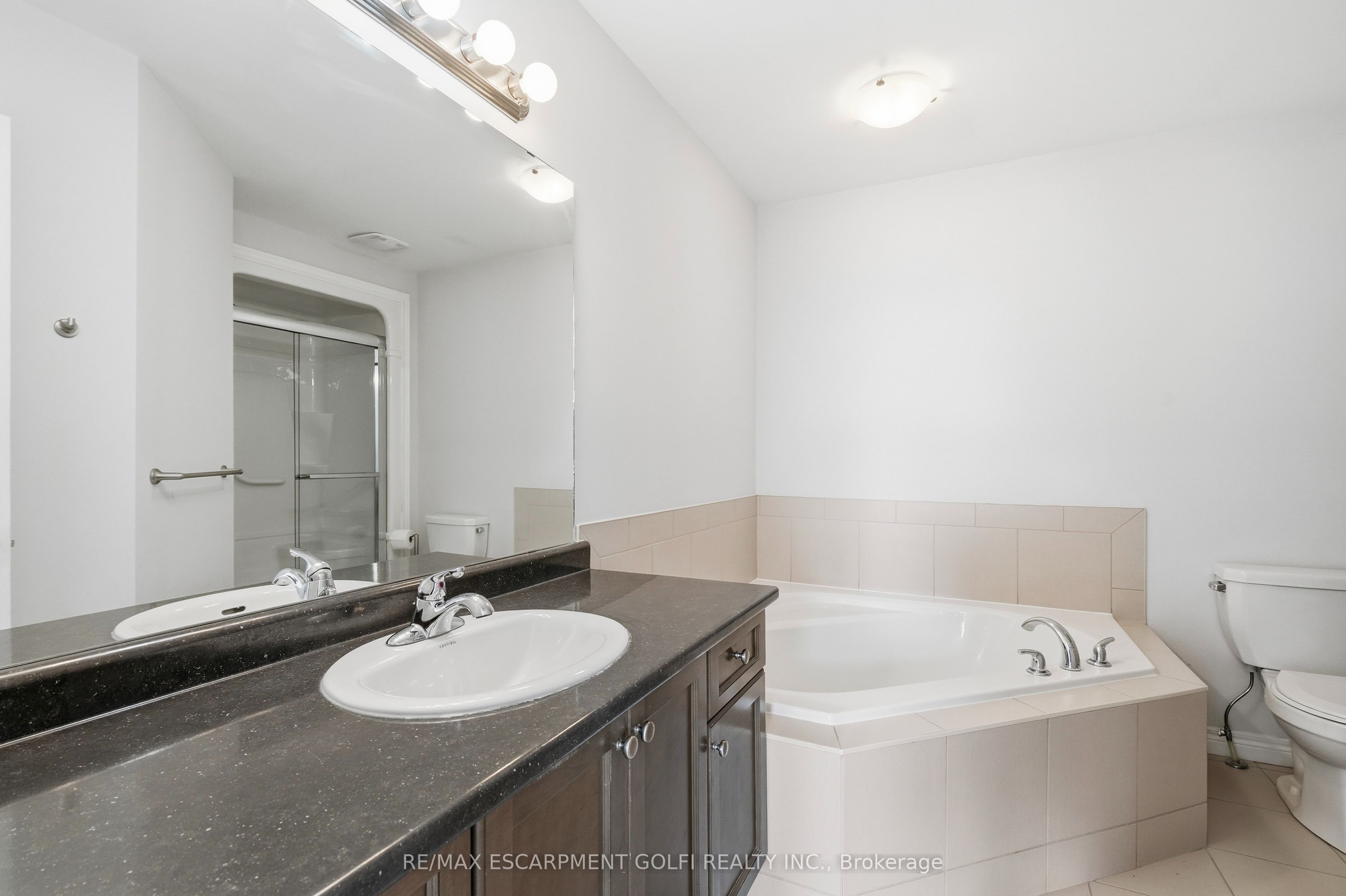 82 Charleswood Crescent Property Photo 19