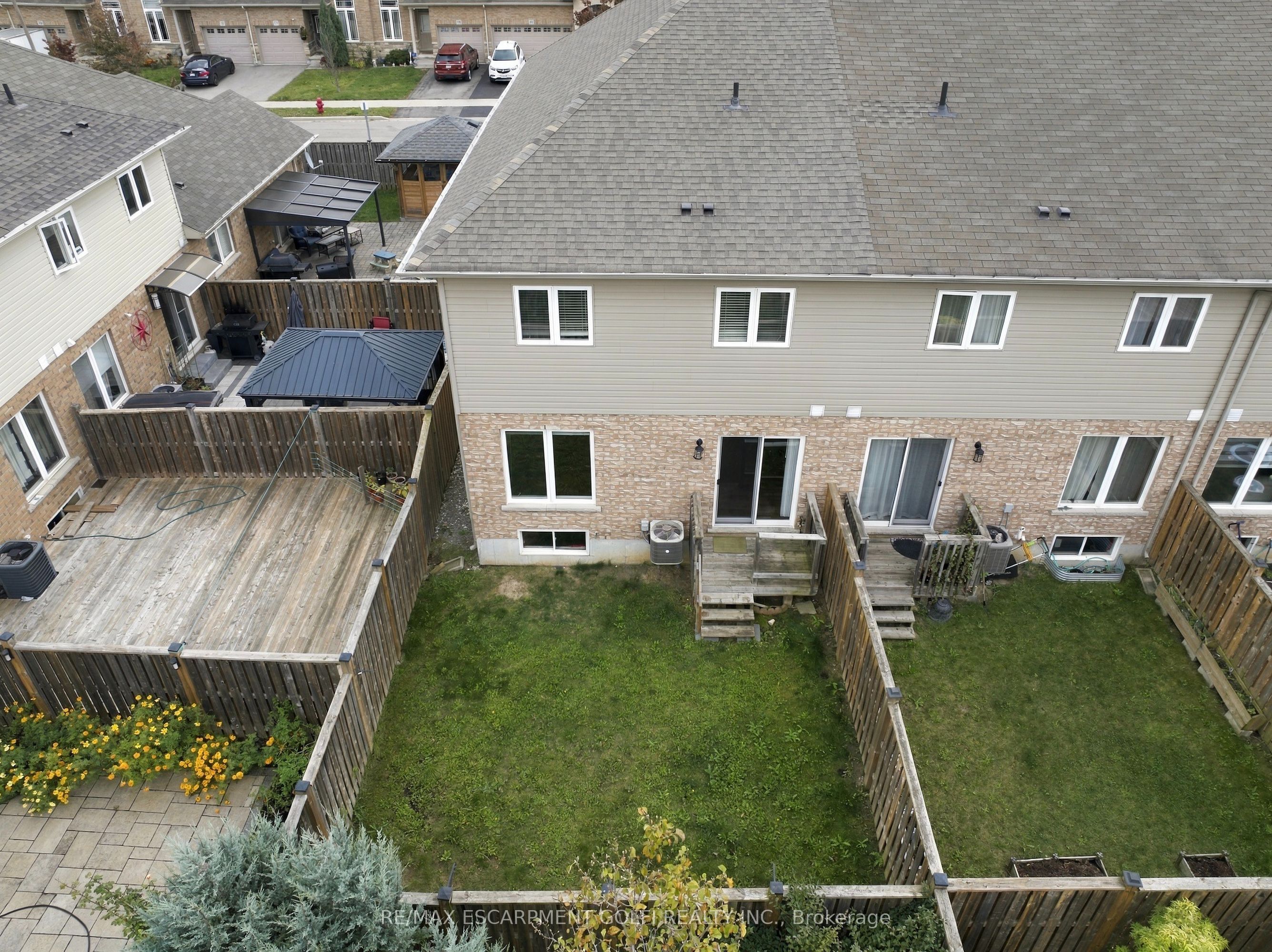 82 Charleswood Crescent Property Photo 38