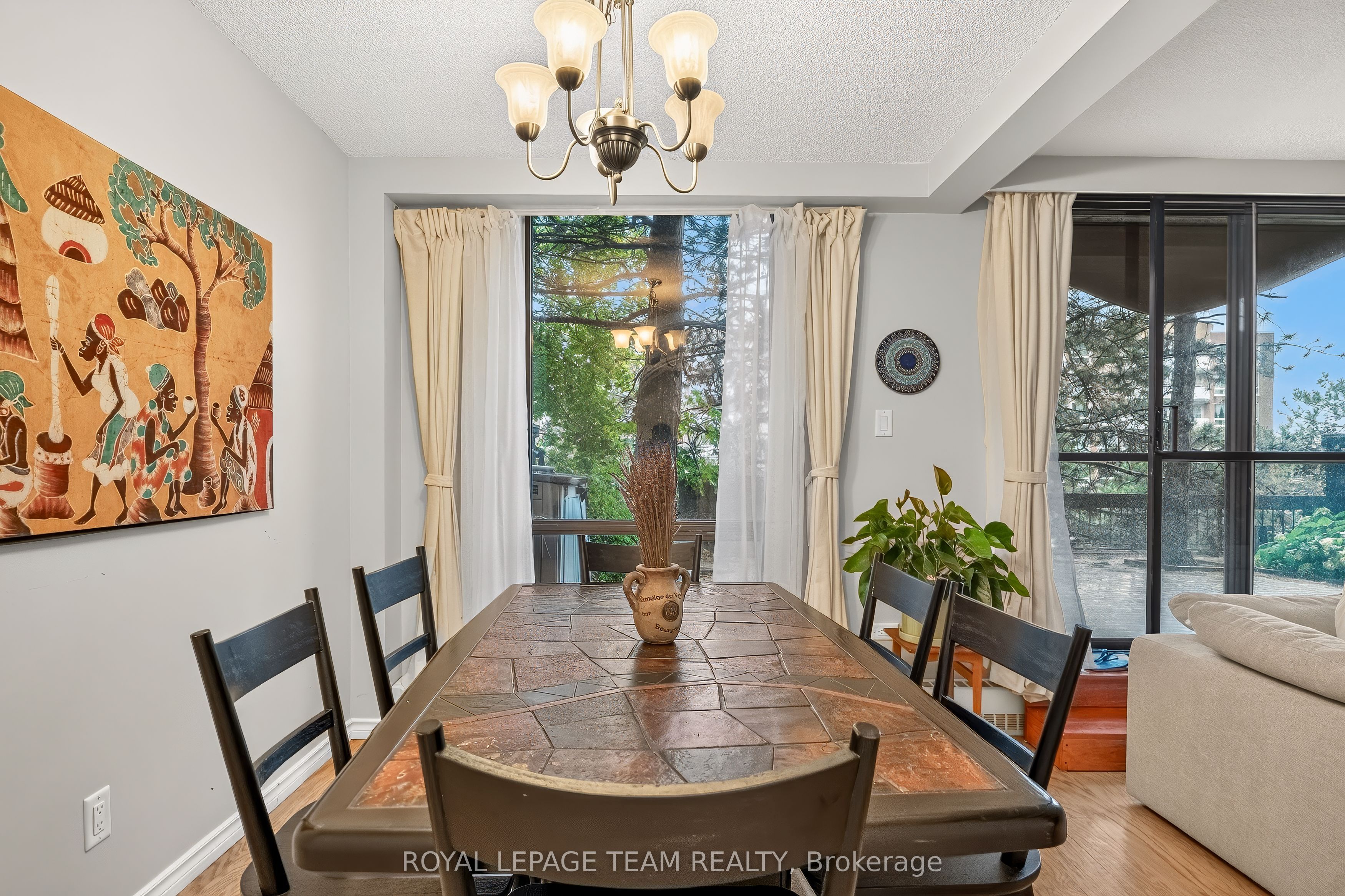 515 St. Laurent Boulevard 107 Property Photo 11