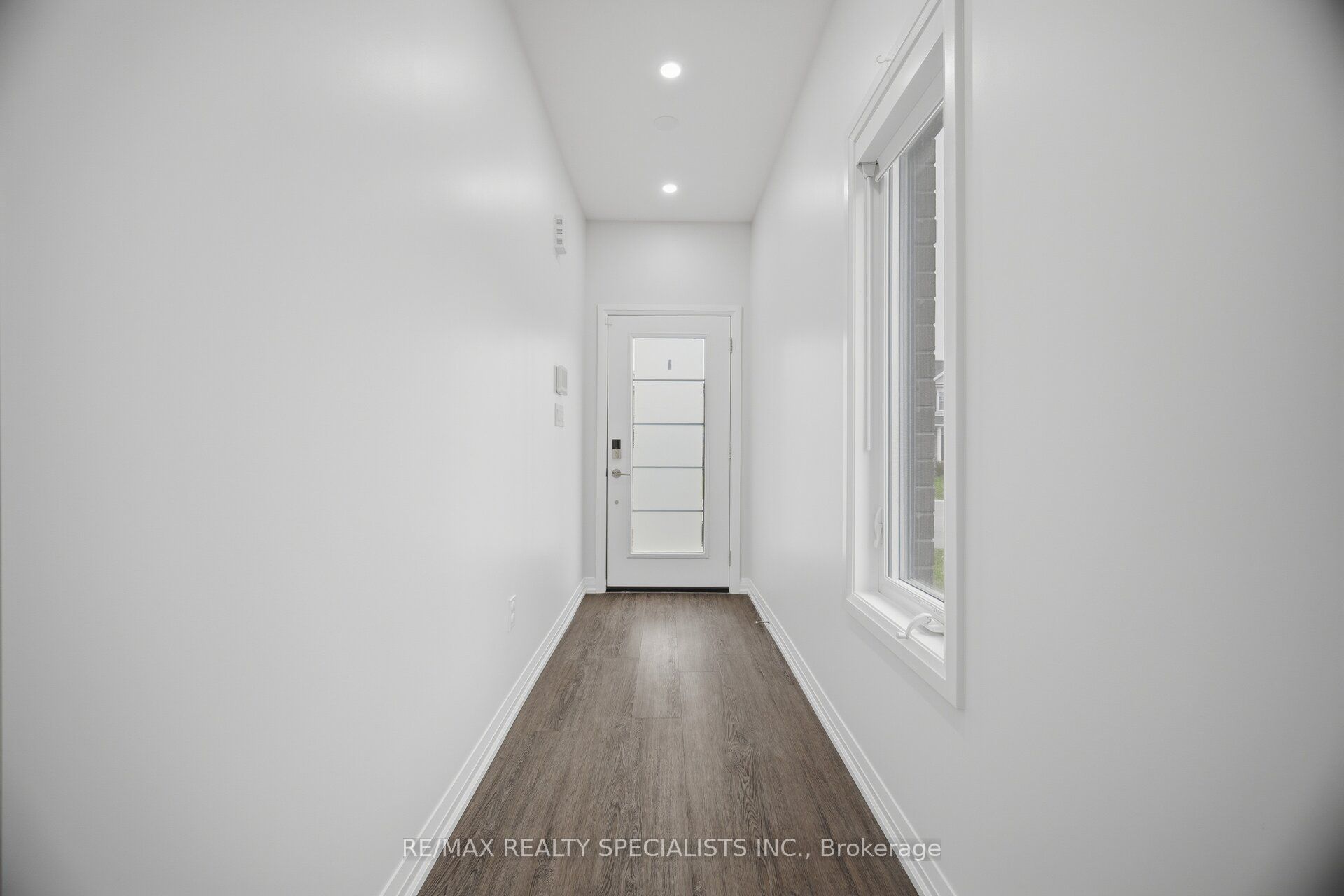 4259 Shuttleworth Drive Property Photo 4