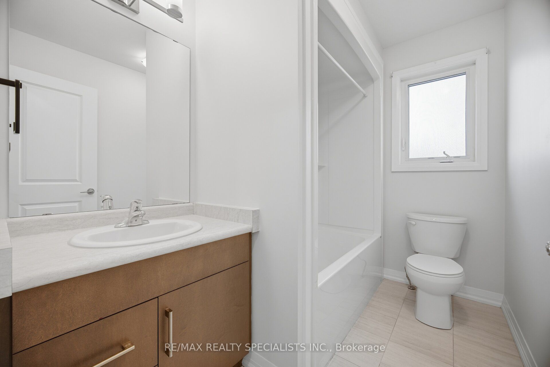 4259 Shuttleworth Drive Property Photo 27