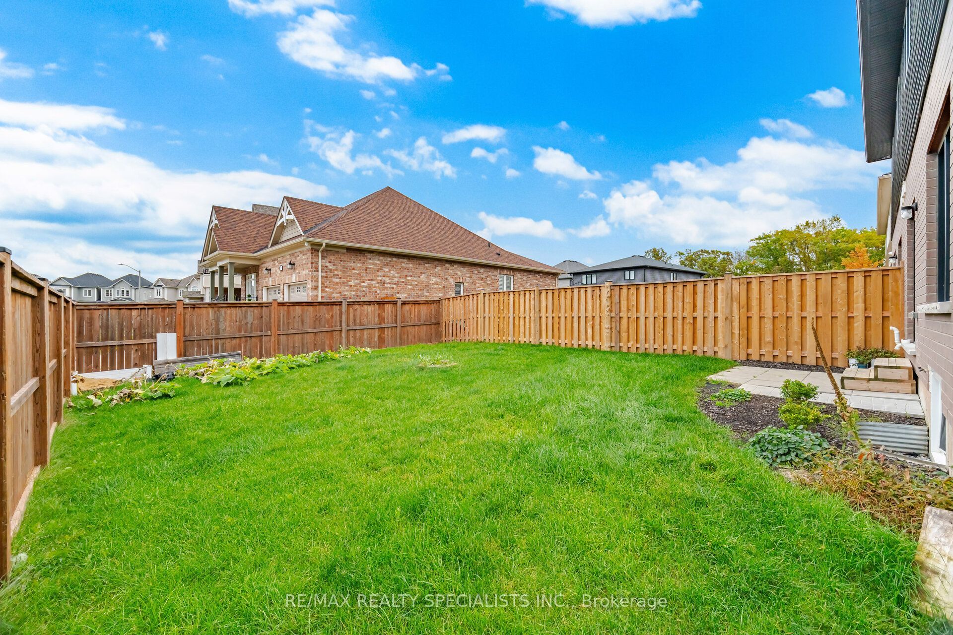 4259 Shuttleworth Drive Property Photo 34